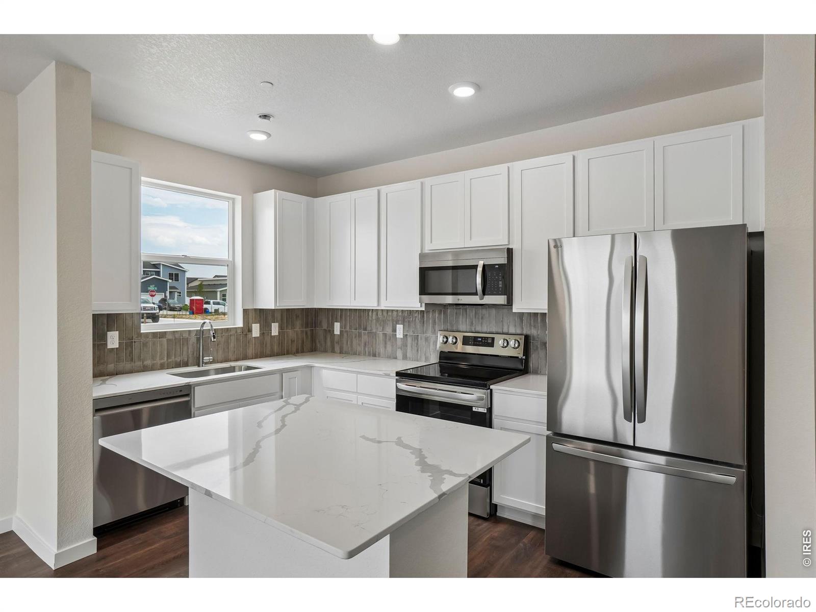 MLS Image #3 for 4021  hewlett street,evans, Colorado