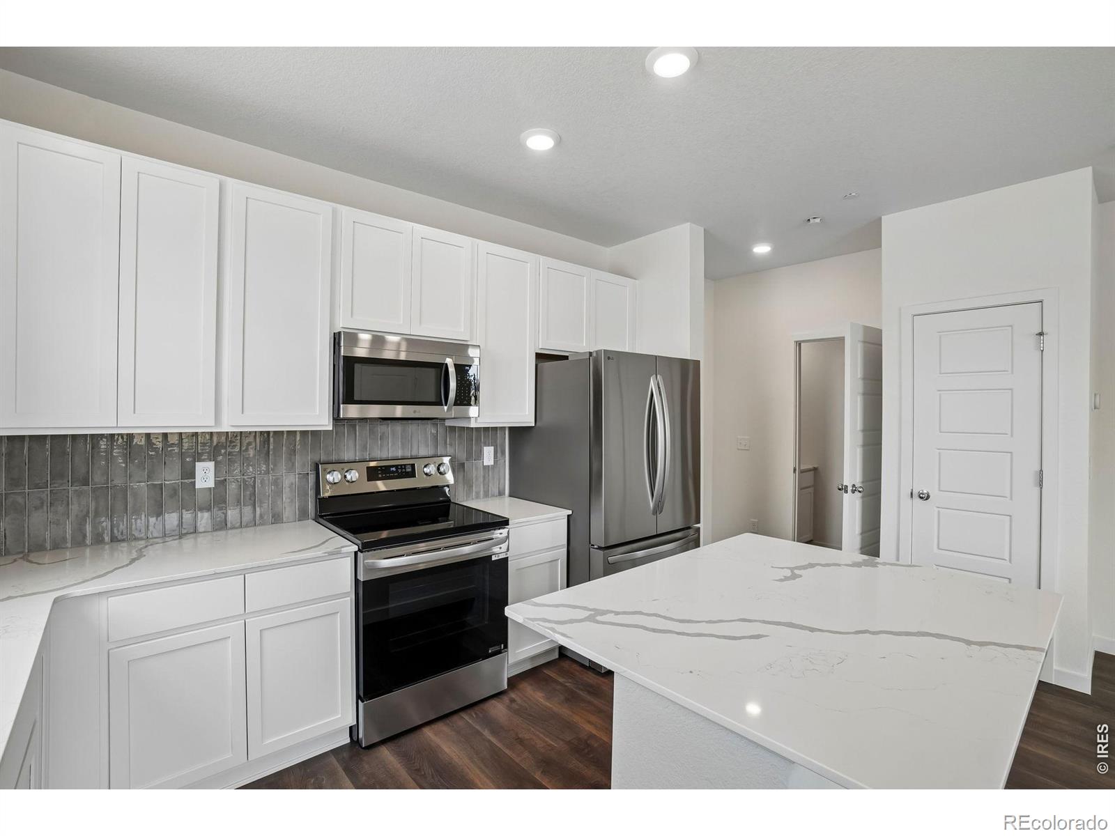 MLS Image #6 for 4021  hewlett street,evans, Colorado