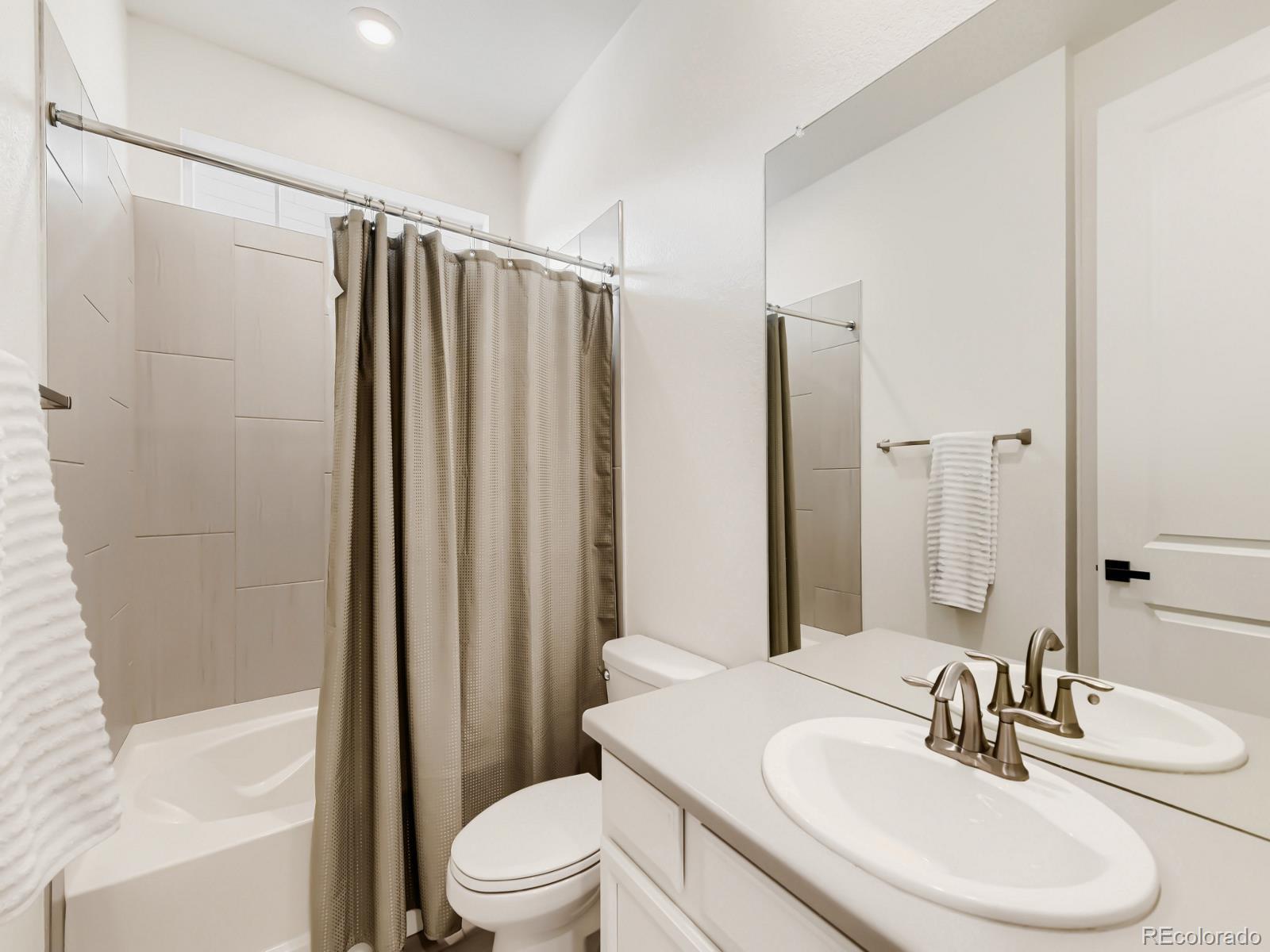 MLS Image #22 for 12735  lake port street,longmont, Colorado