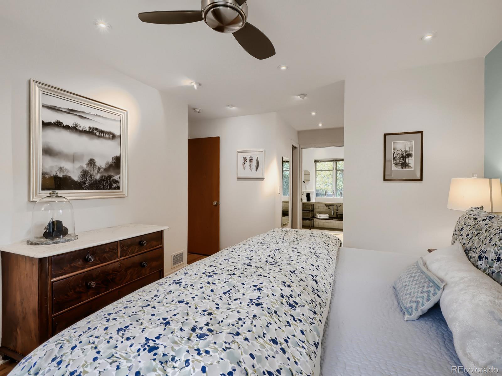 MLS Image #14 for 1190  olive street,denver, Colorado