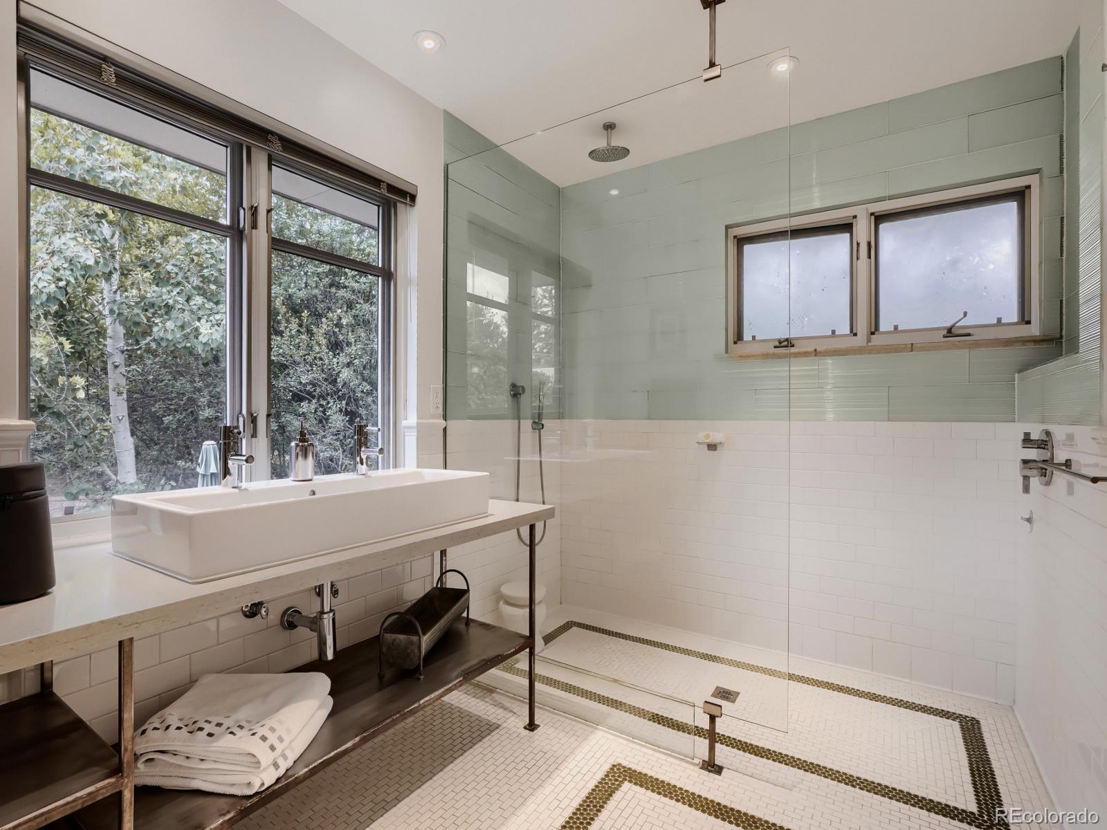 MLS Image #16 for 1190  olive street,denver, Colorado