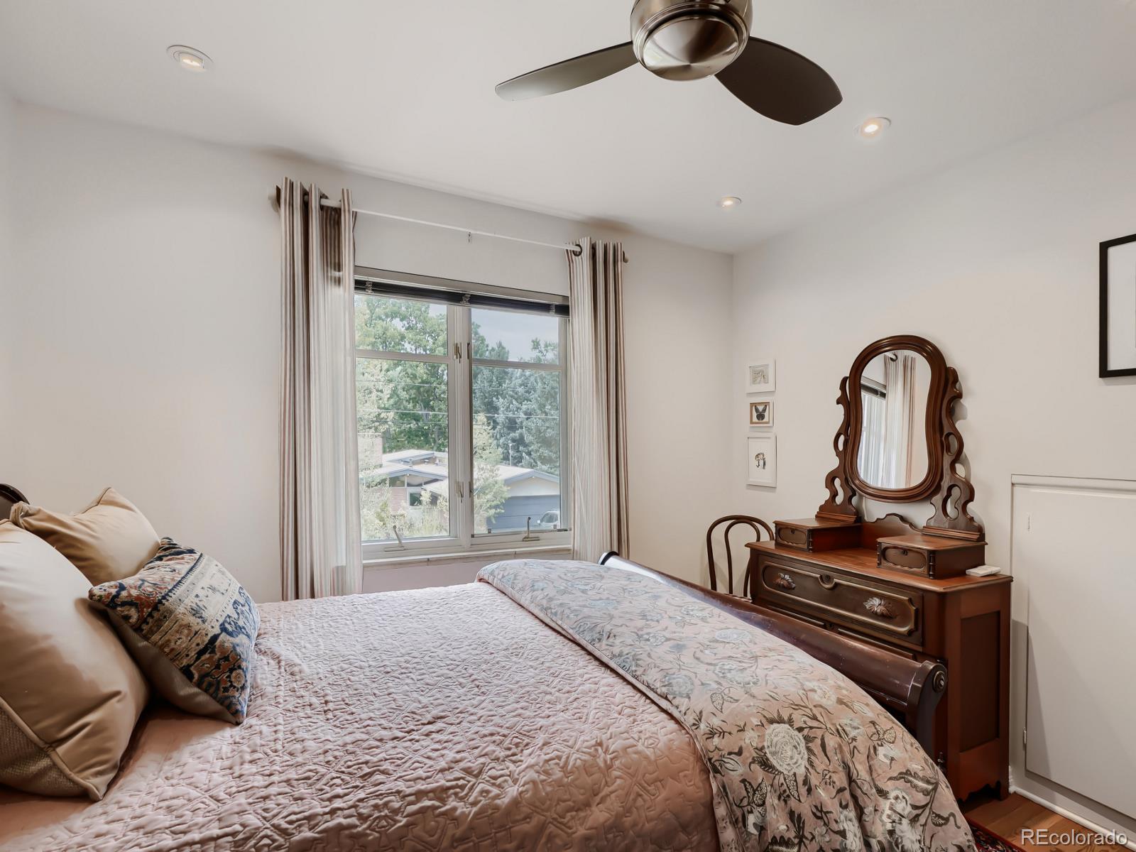 MLS Image #18 for 1190  olive street,denver, Colorado
