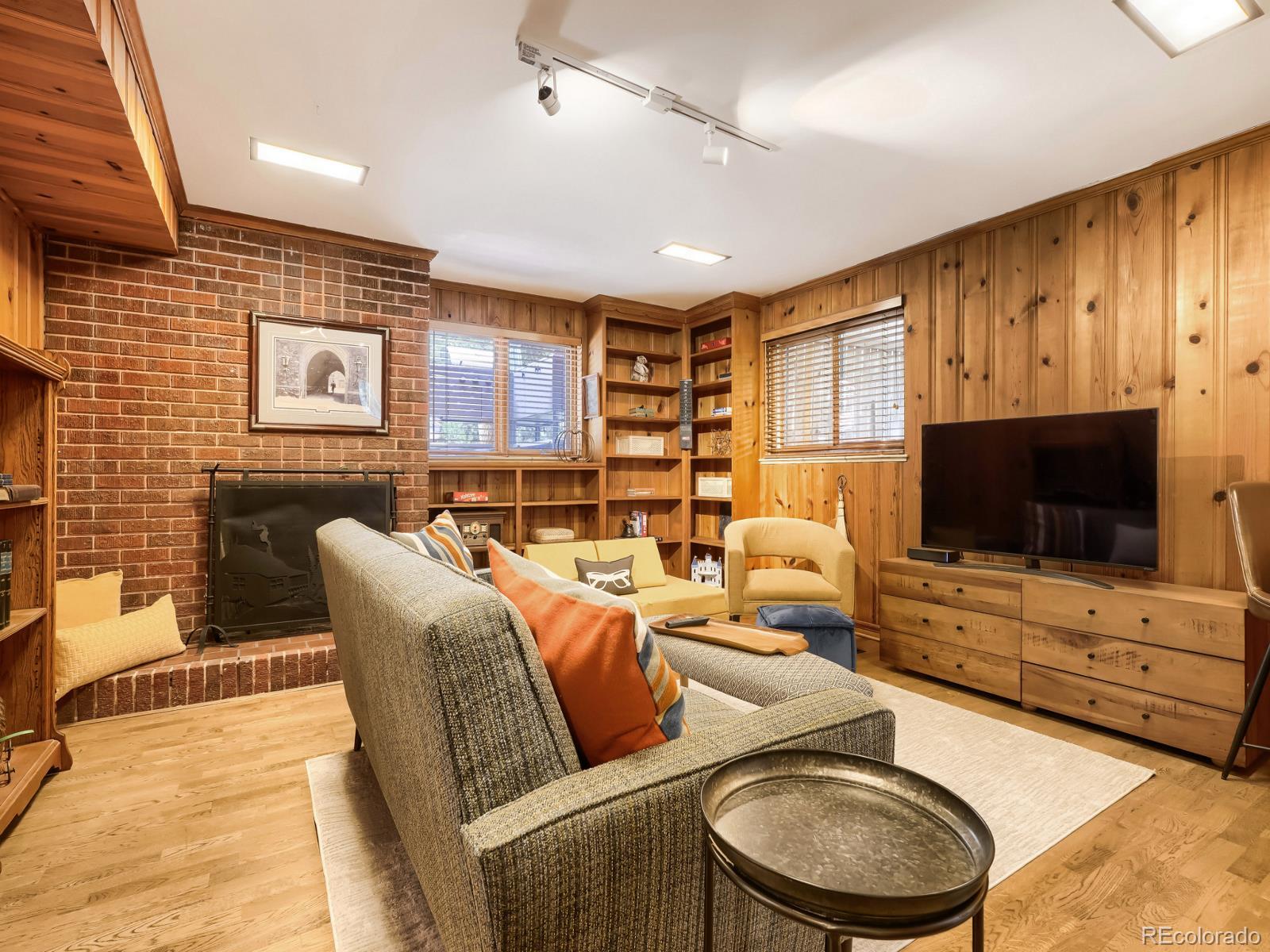 MLS Image #22 for 1190  olive street,denver, Colorado