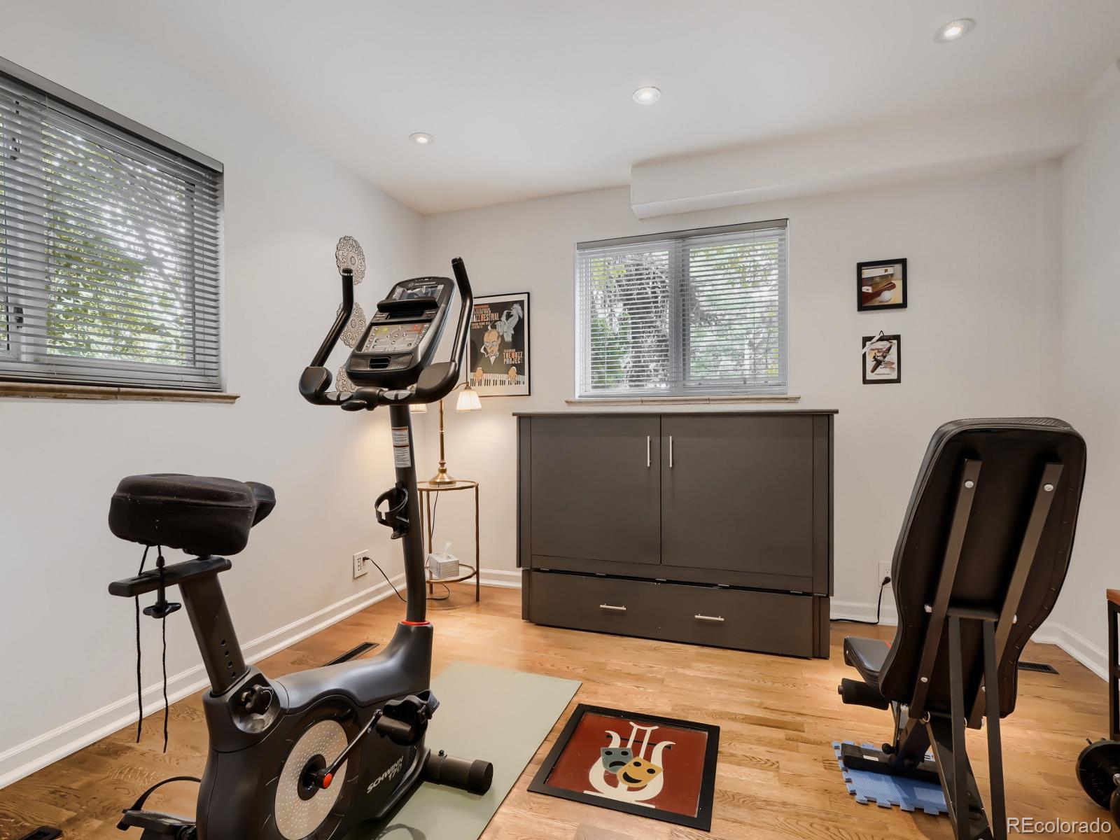 MLS Image #26 for 1190  olive street,denver, Colorado