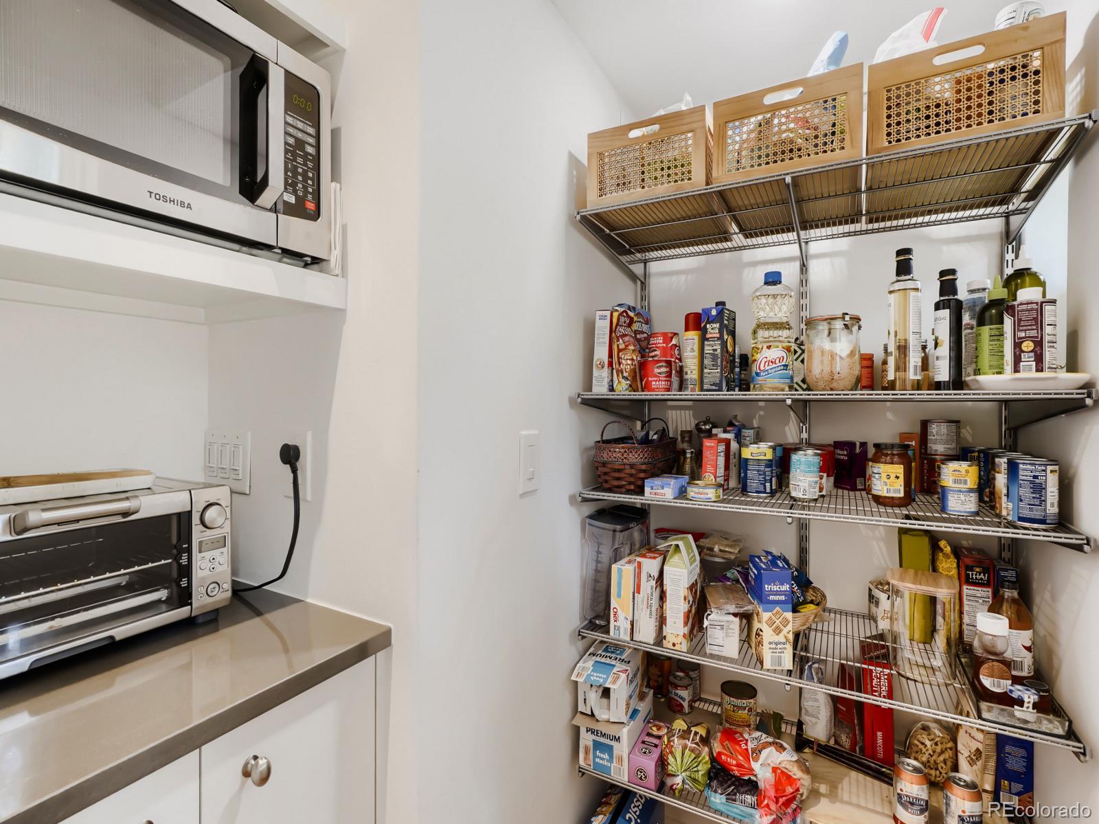 MLS Image #8 for 1190  olive street,denver, Colorado