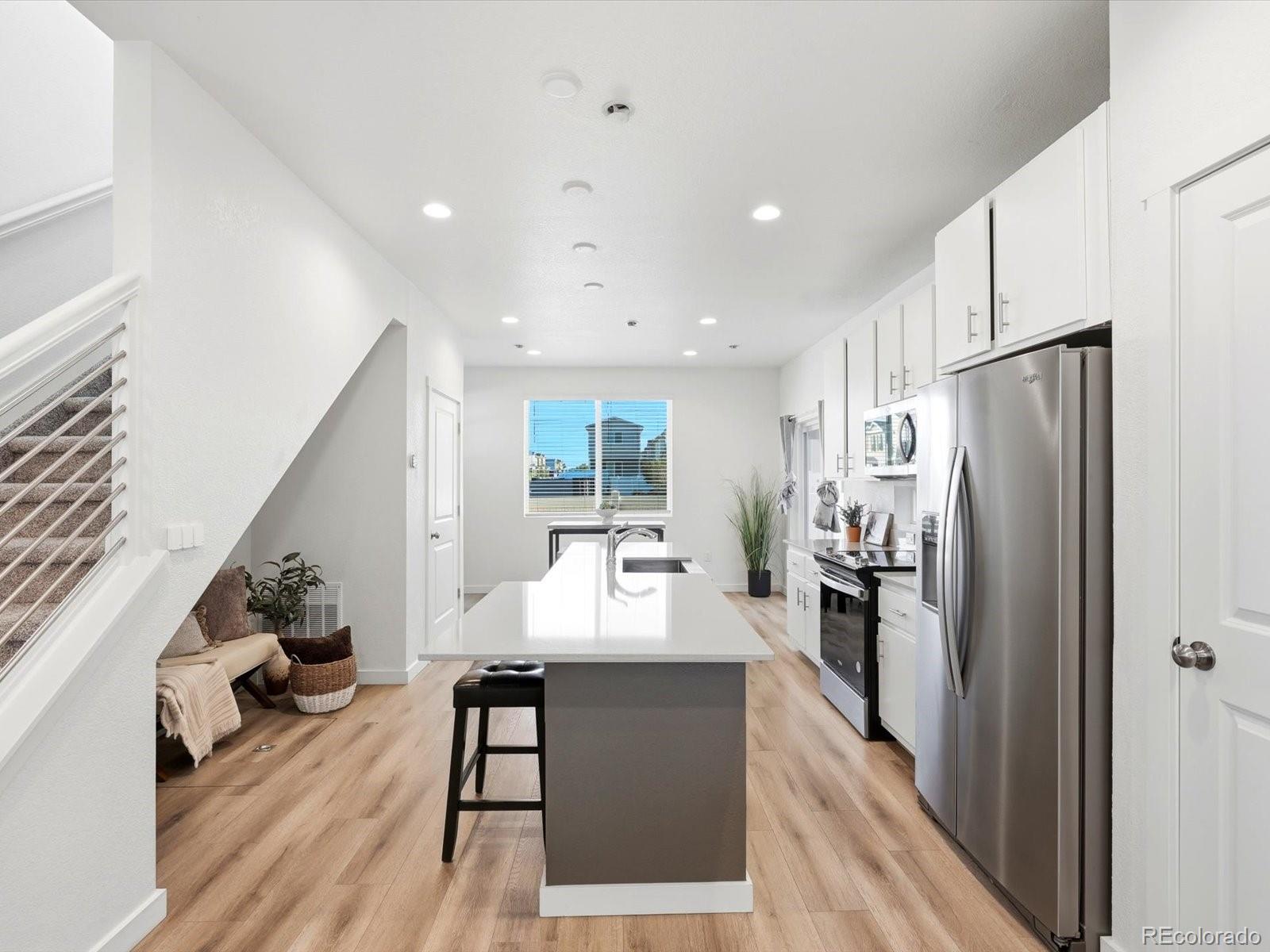 MLS Image #13 for 5077 n walden way,denver, Colorado