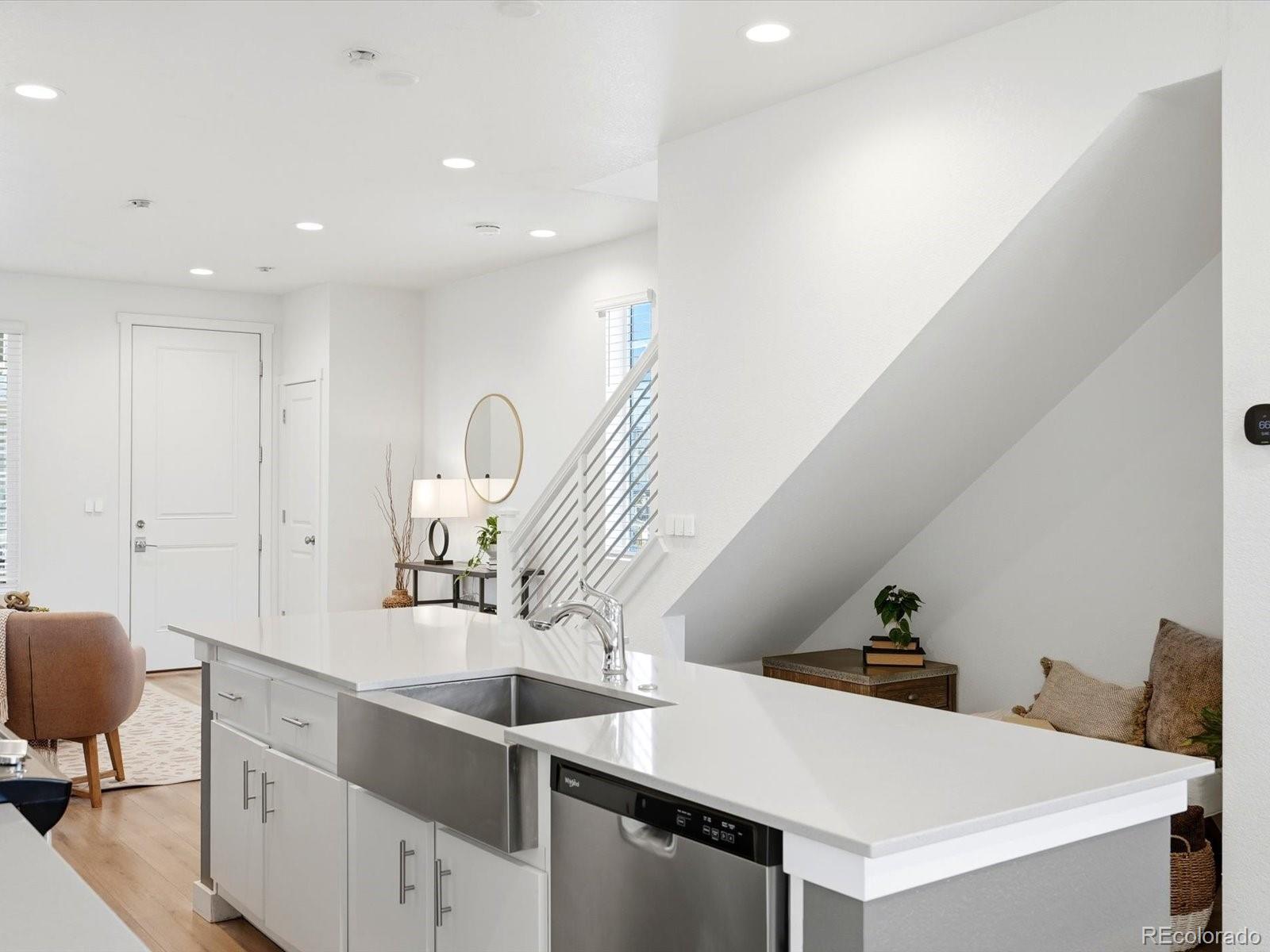 MLS Image #16 for 5077 n walden way,denver, Colorado