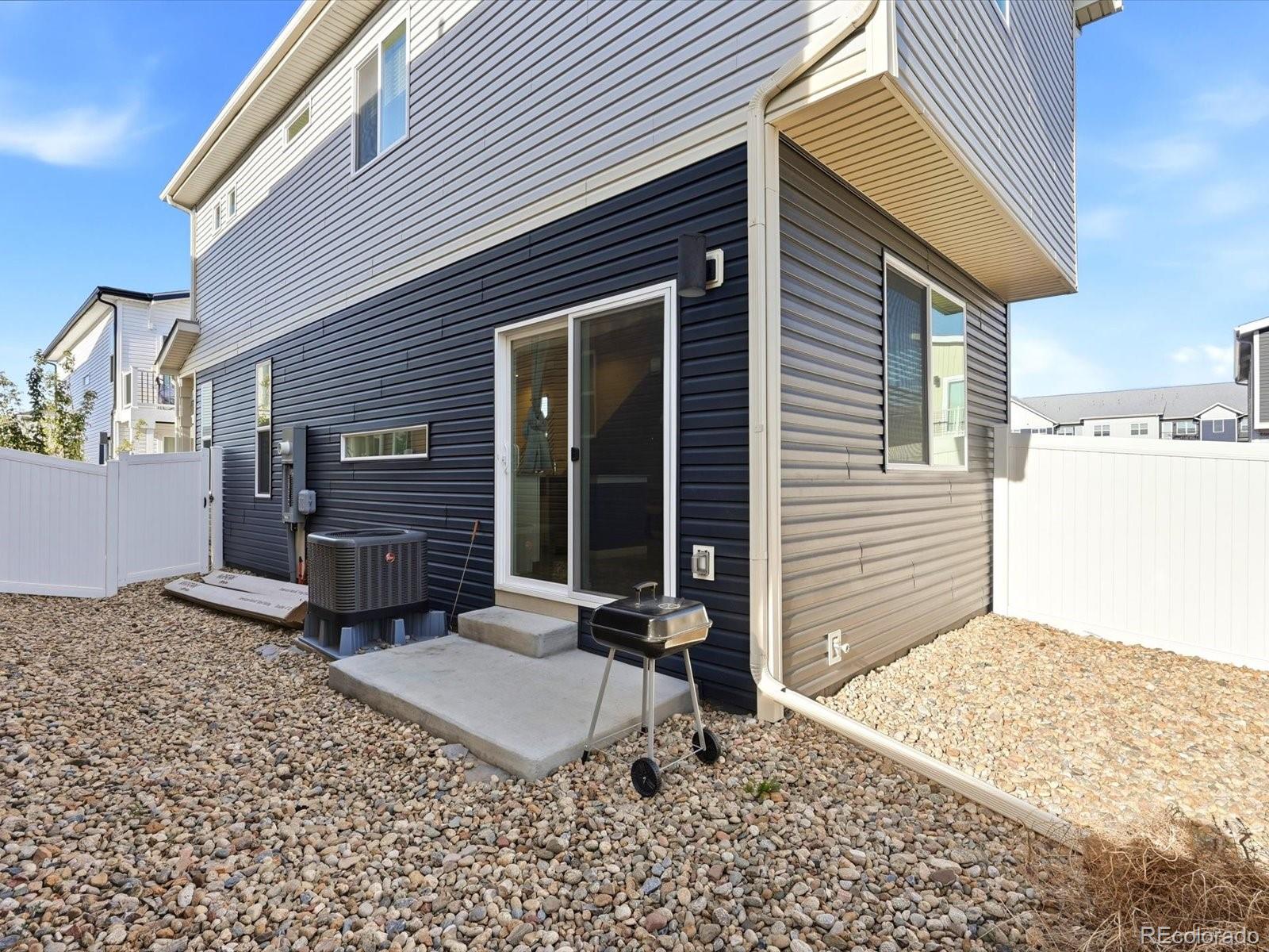 MLS Image #18 for 5077 n walden way,denver, Colorado