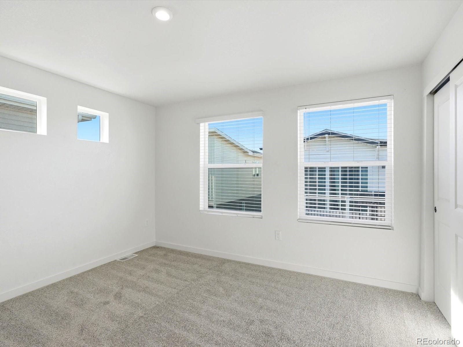 MLS Image #28 for 5077 n walden way,denver, Colorado