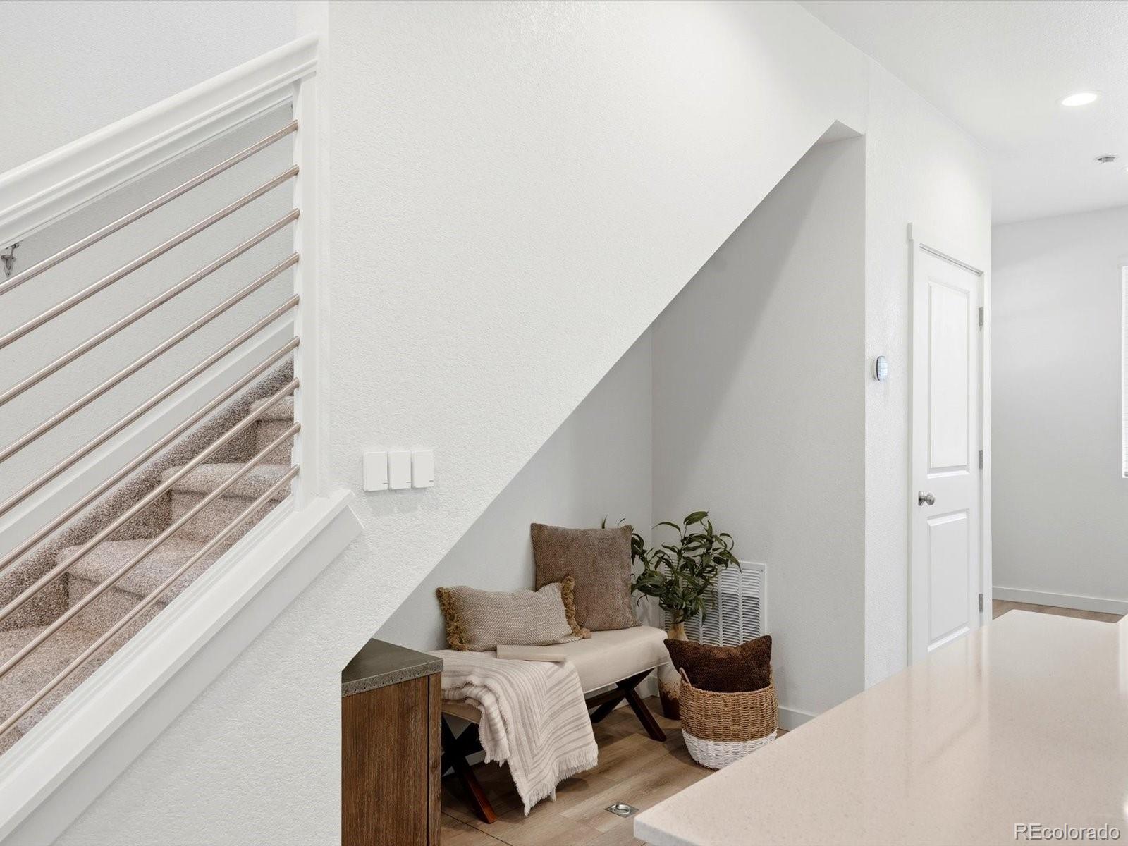 MLS Image #38 for 5077 n walden way,denver, Colorado