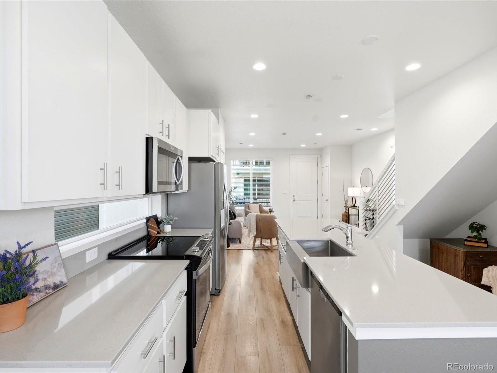 MLS Image #39 for 5077 n walden way,denver, Colorado