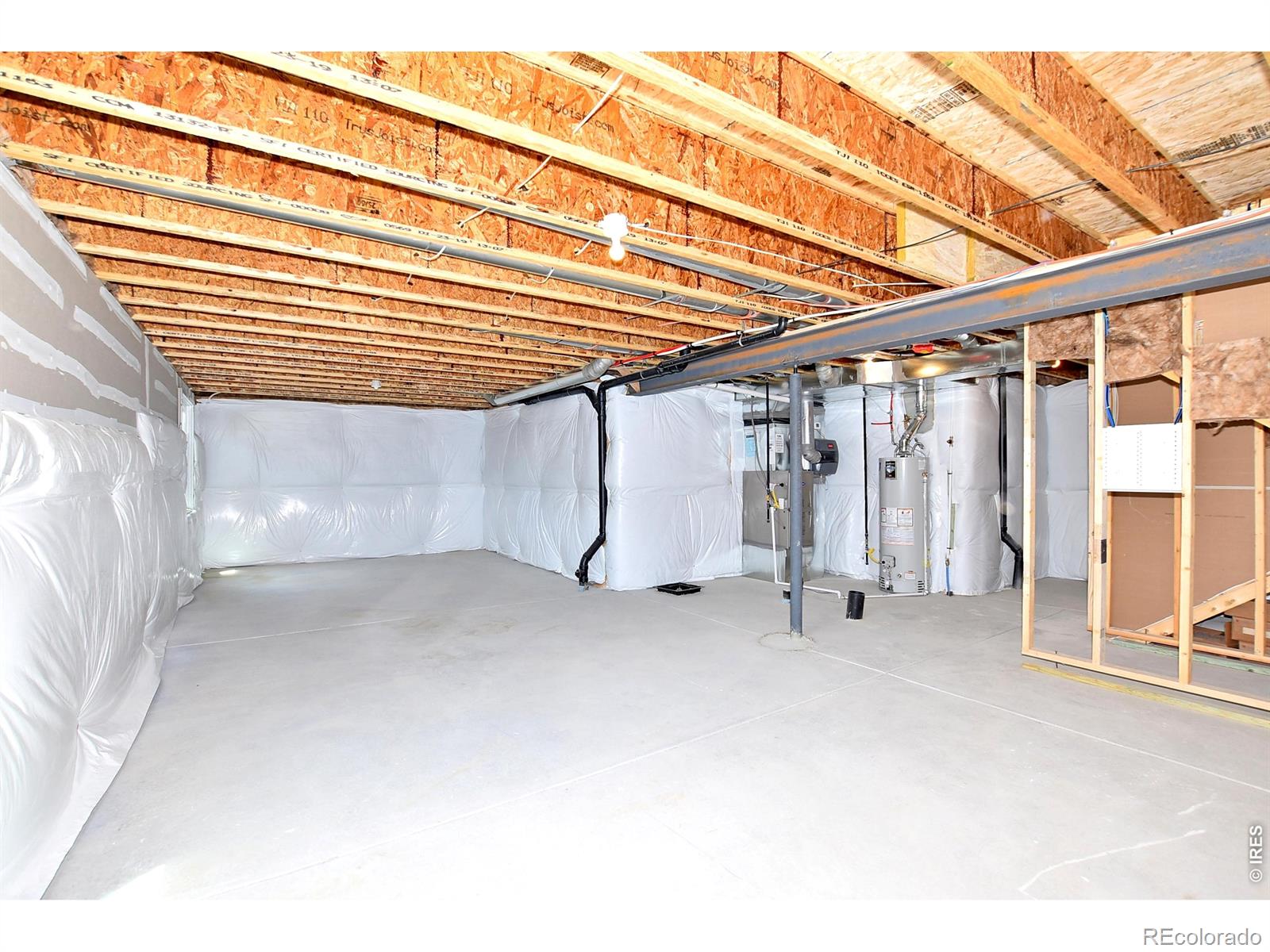 MLS Image #35 for 2422  amberlyn lane,johnstown, Colorado