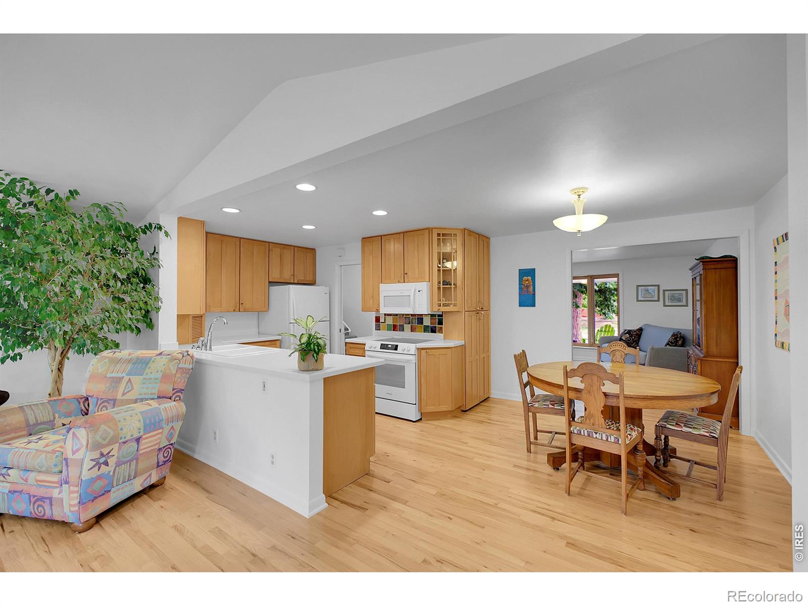 MLS Image #10 for 3860  armer avenue,boulder, Colorado