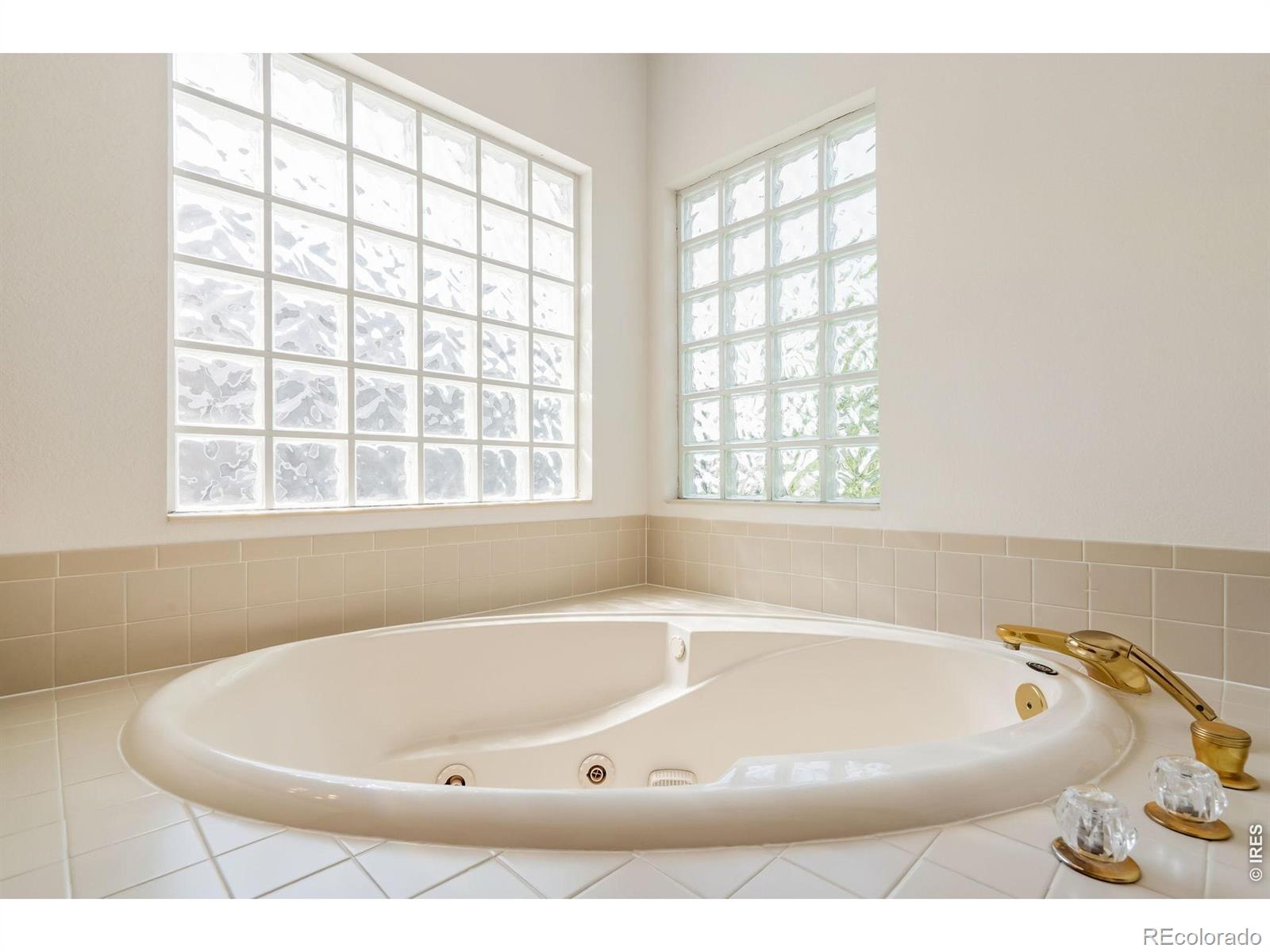 MLS Image #13 for 5307  highcastle court,fort collins, Colorado
