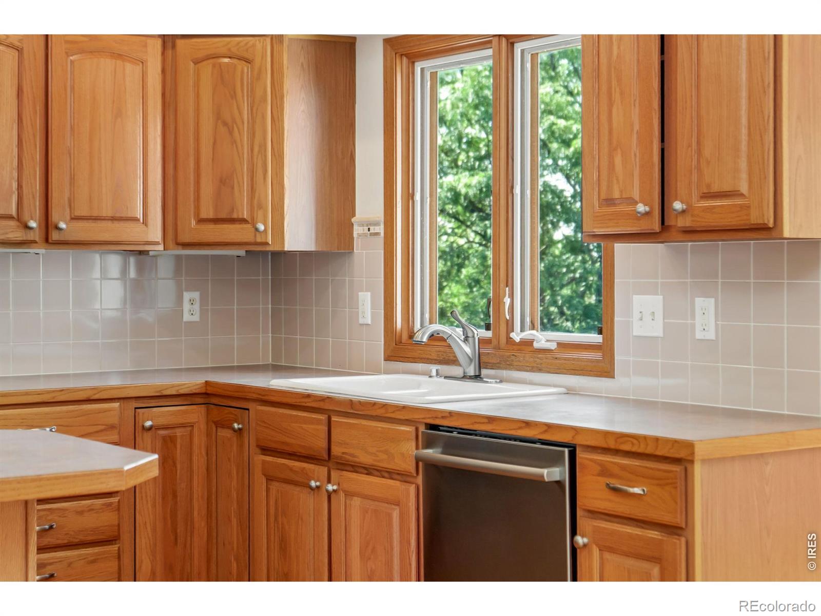 MLS Image #6 for 5307  highcastle court,fort collins, Colorado