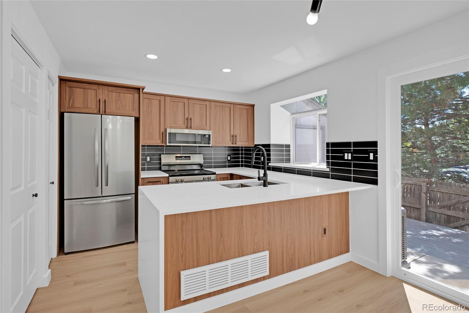 MLS Image #1 for 9672 w chatfield avenue b,littleton, Colorado
