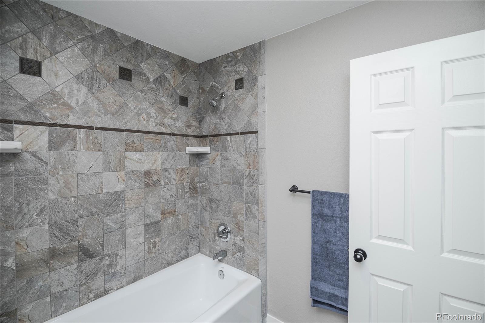 MLS Image #19 for 134 w broadway street,elizabeth, Colorado