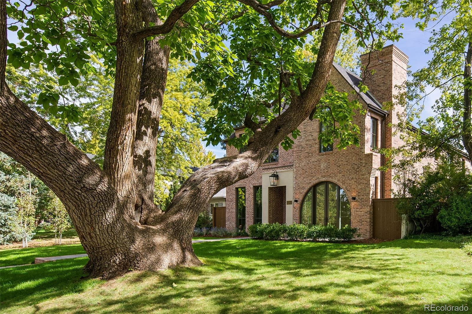 MLS Image #17 for 2520 s fillmore street,denver, Colorado