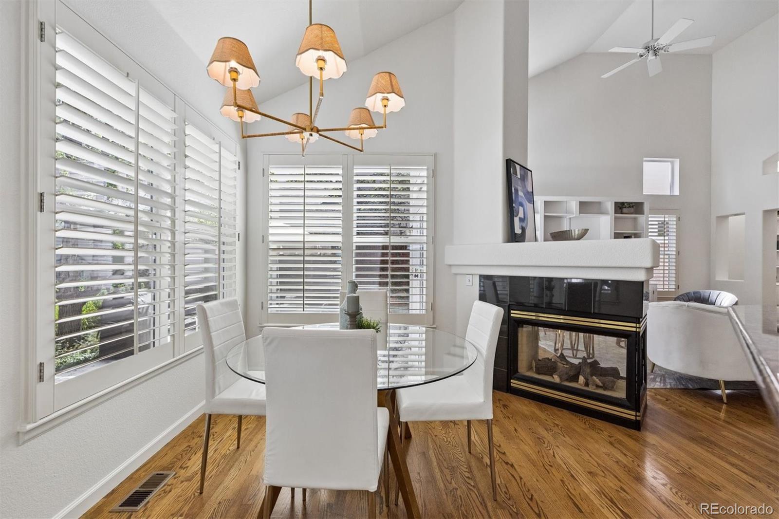 MLS Image #17 for 32 s roslyn street,denver, Colorado