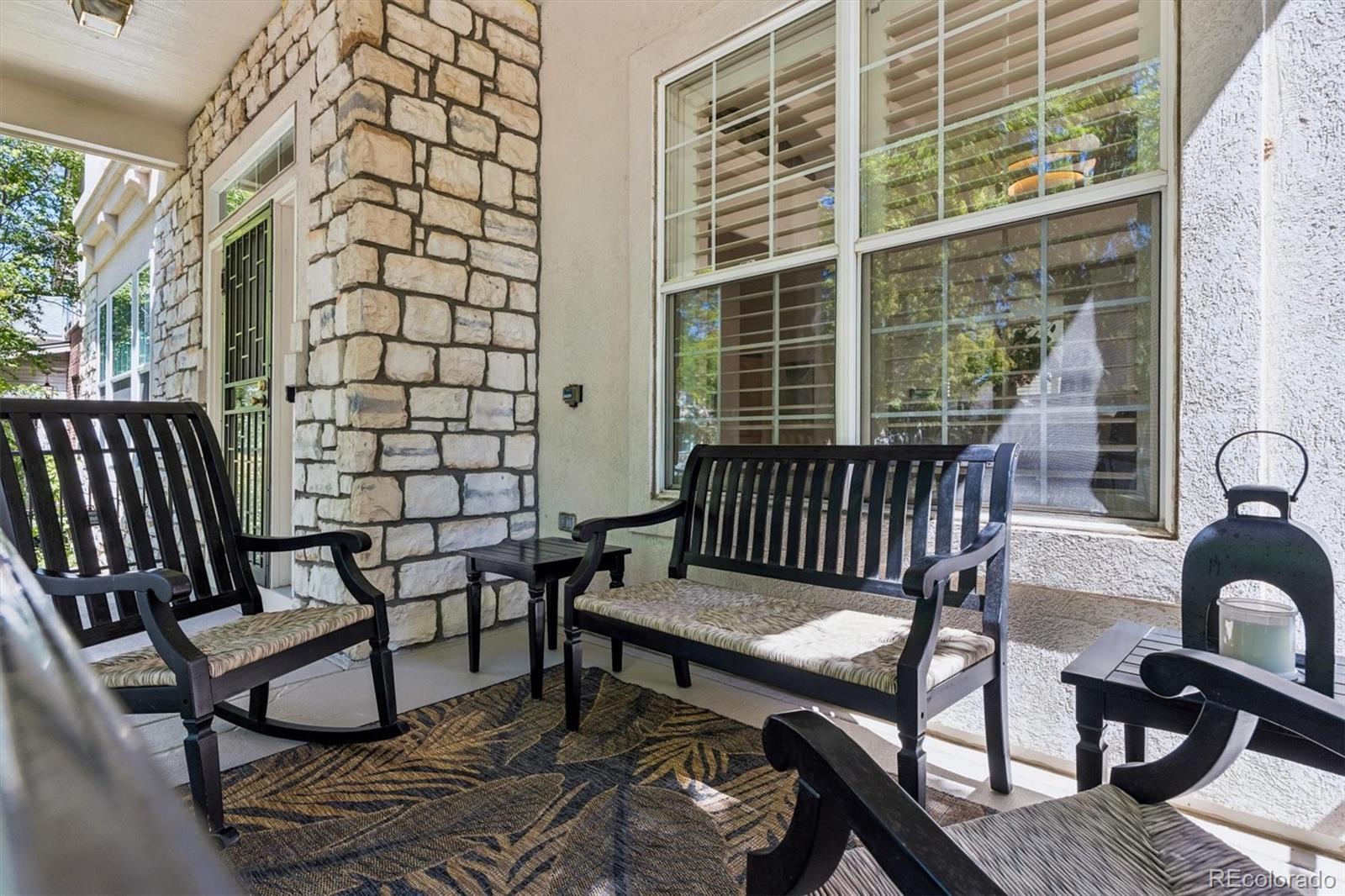 MLS Image #2 for 32 s roslyn street,denver, Colorado