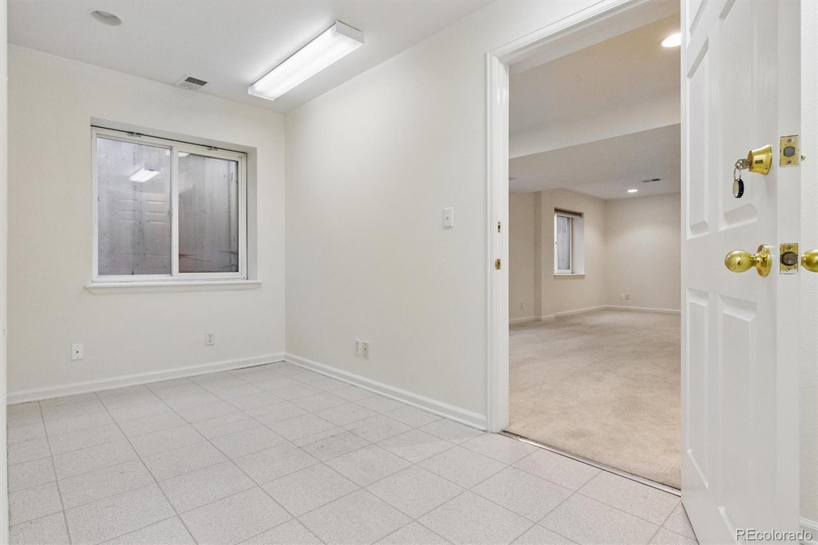 MLS Image #30 for 32 s roslyn street,denver, Colorado