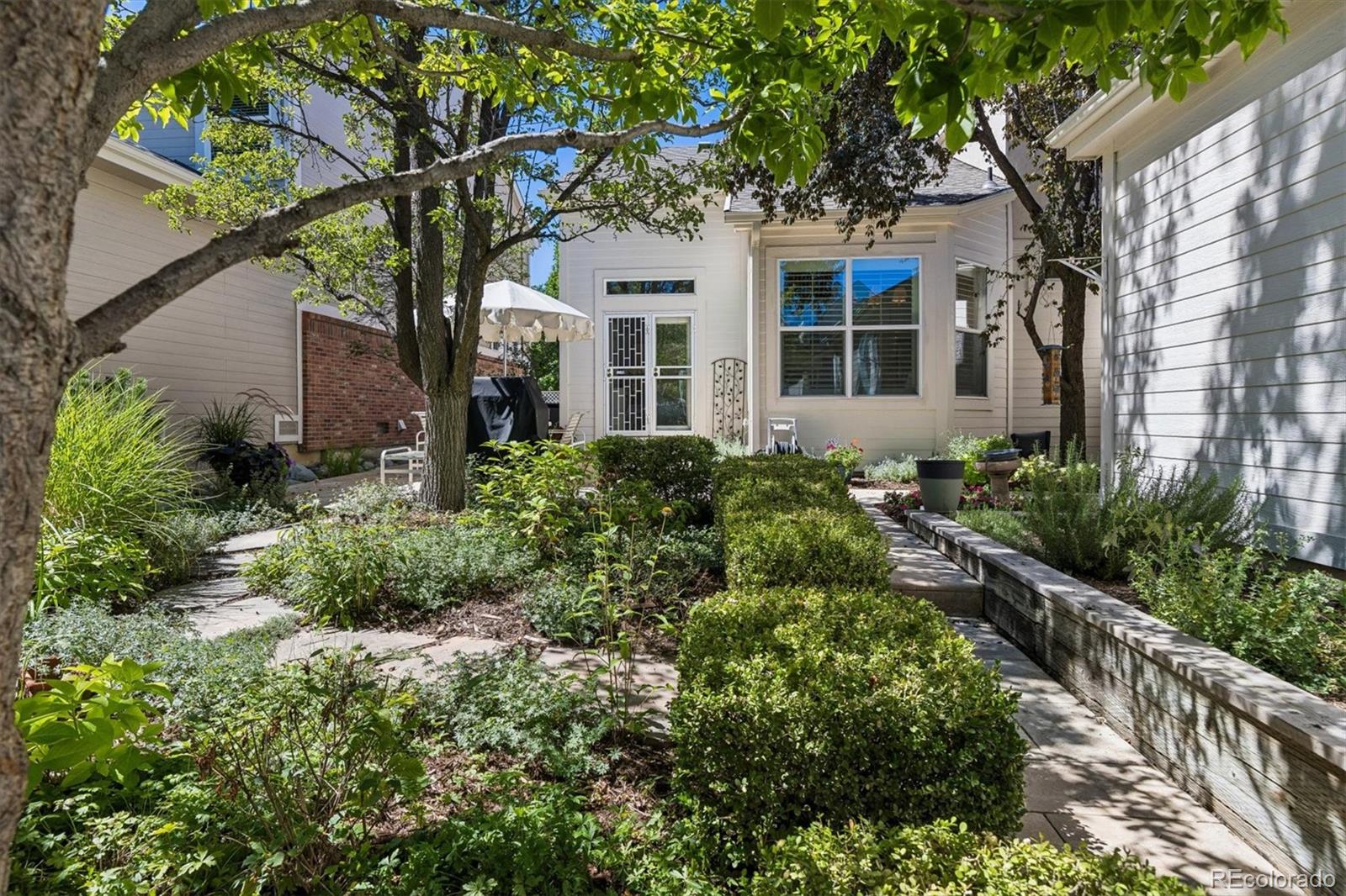 MLS Image #34 for 32 s roslyn street,denver, Colorado