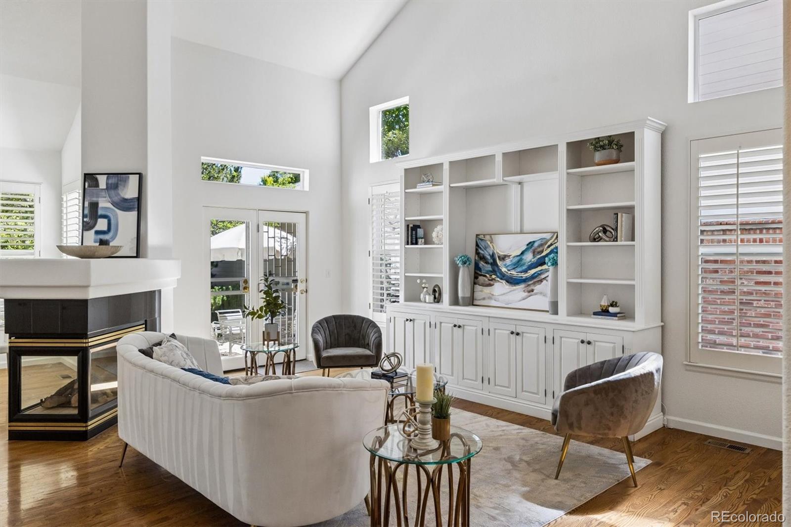 MLS Image #7 for 32 s roslyn street,denver, Colorado