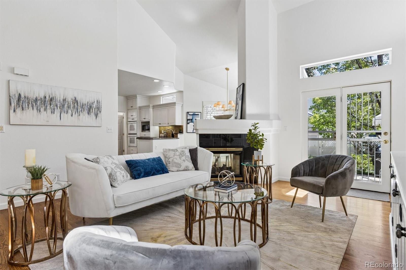 MLS Image #9 for 32 s roslyn street,denver, Colorado