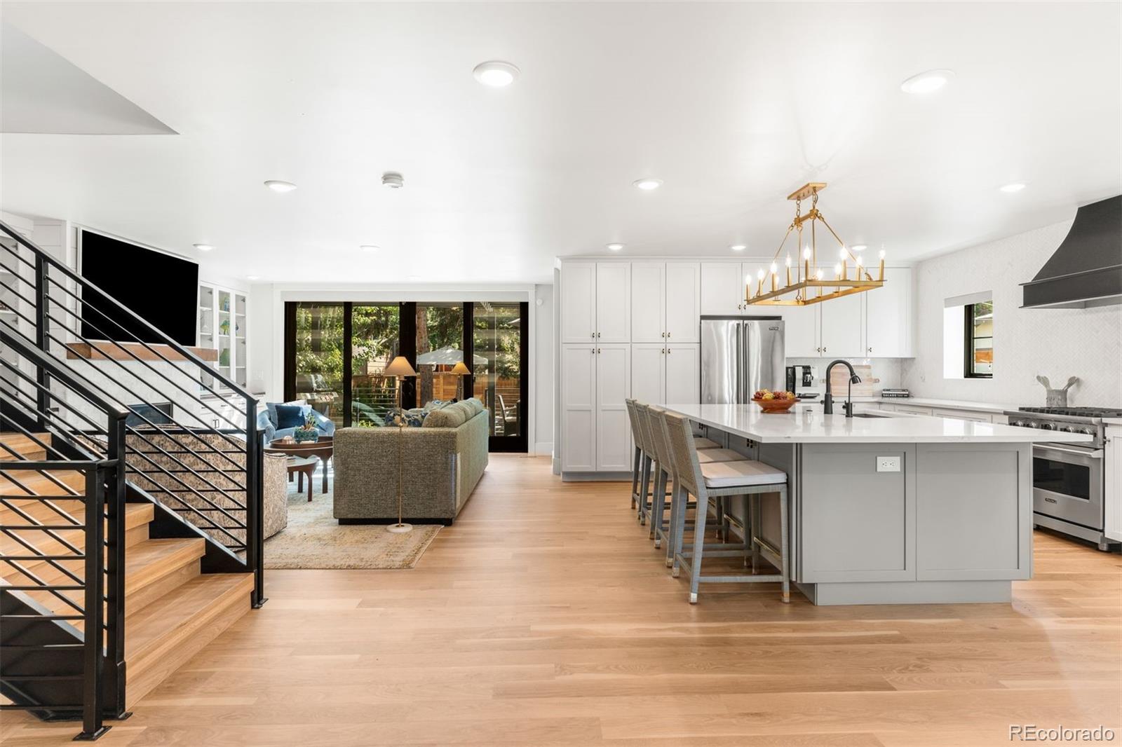 MLS Image #2 for 582 s york street,denver, Colorado