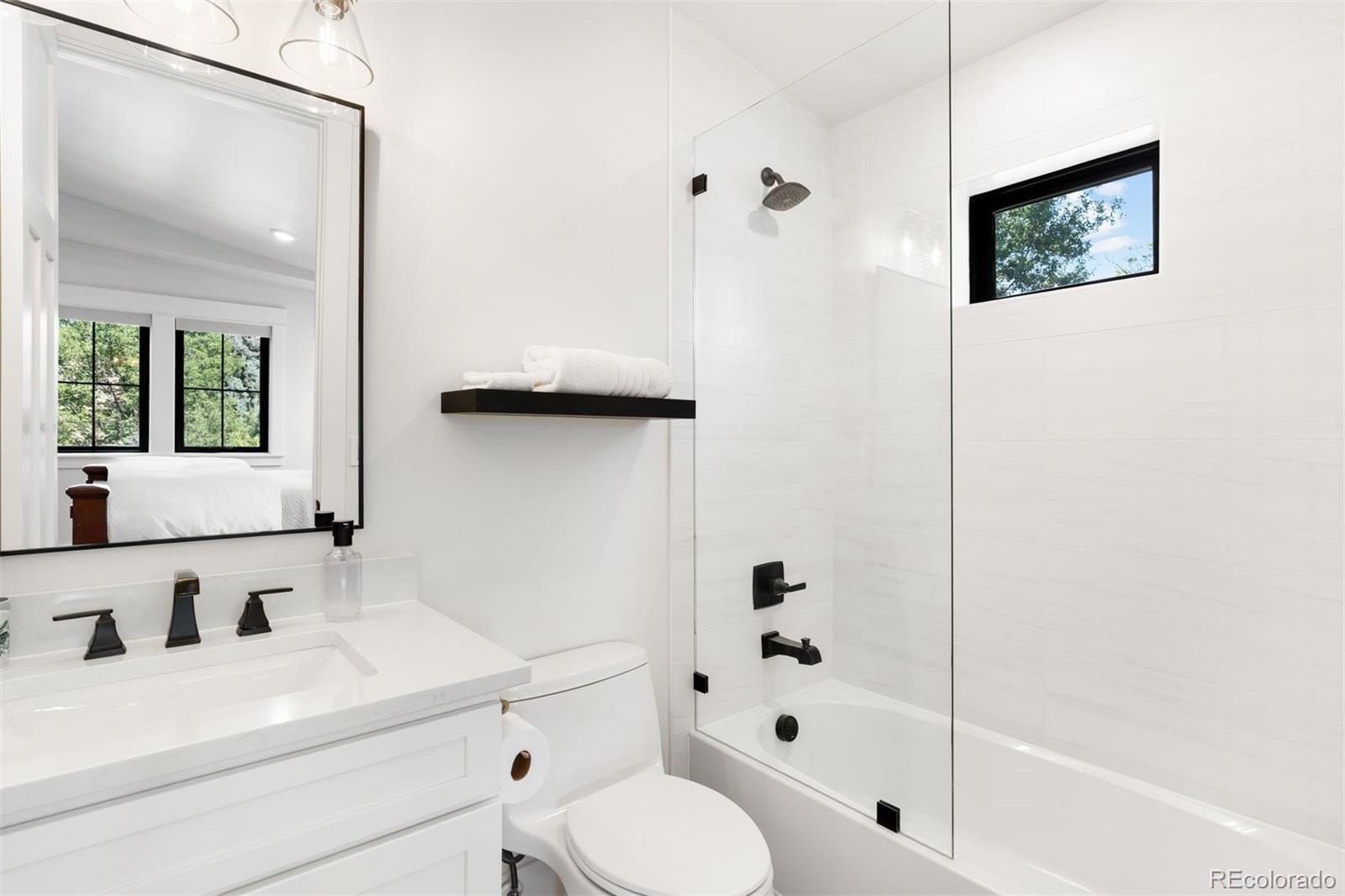 MLS Image #22 for 582 s york street,denver, Colorado