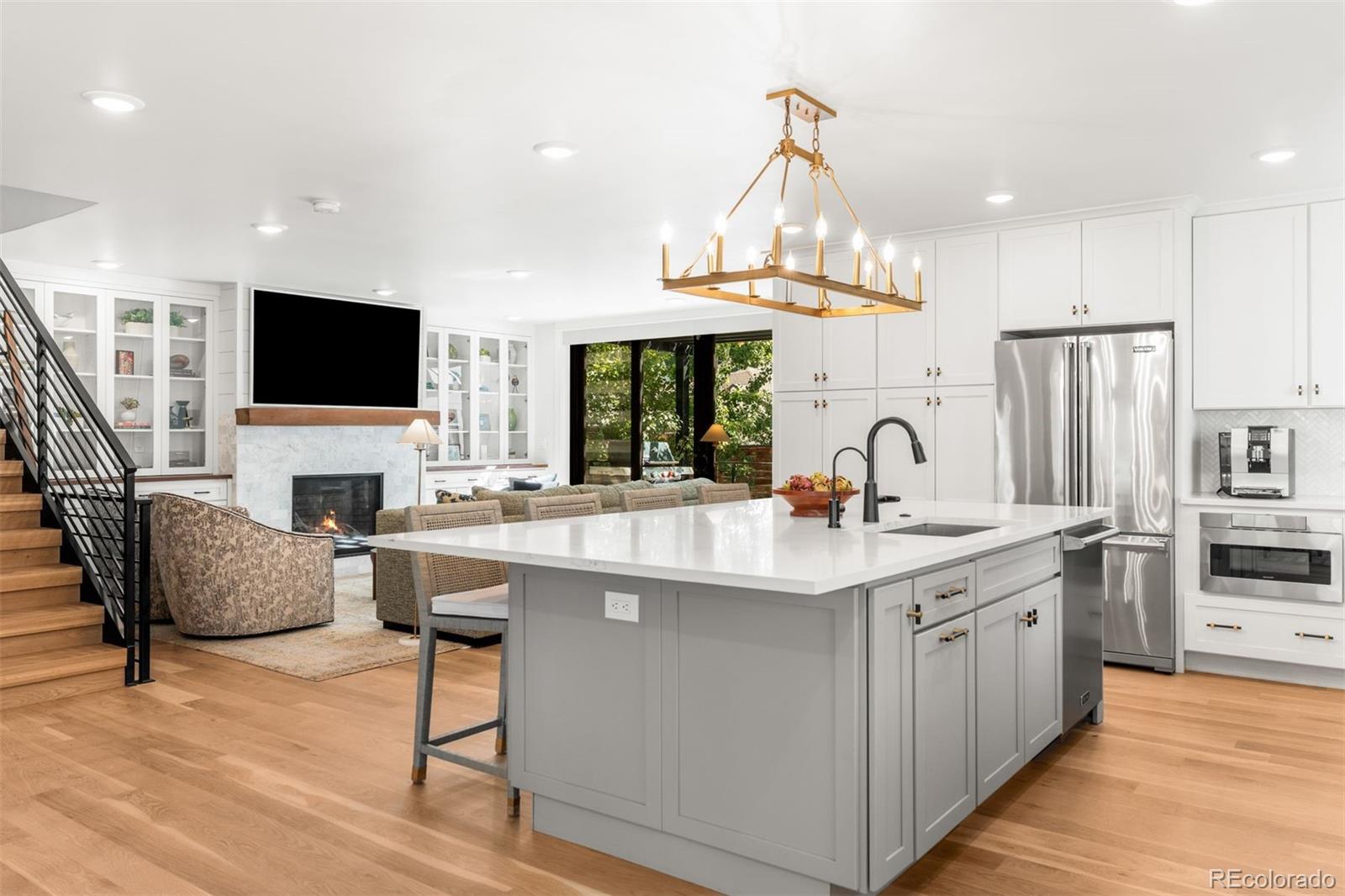 MLS Image #3 for 582 s york street,denver, Colorado