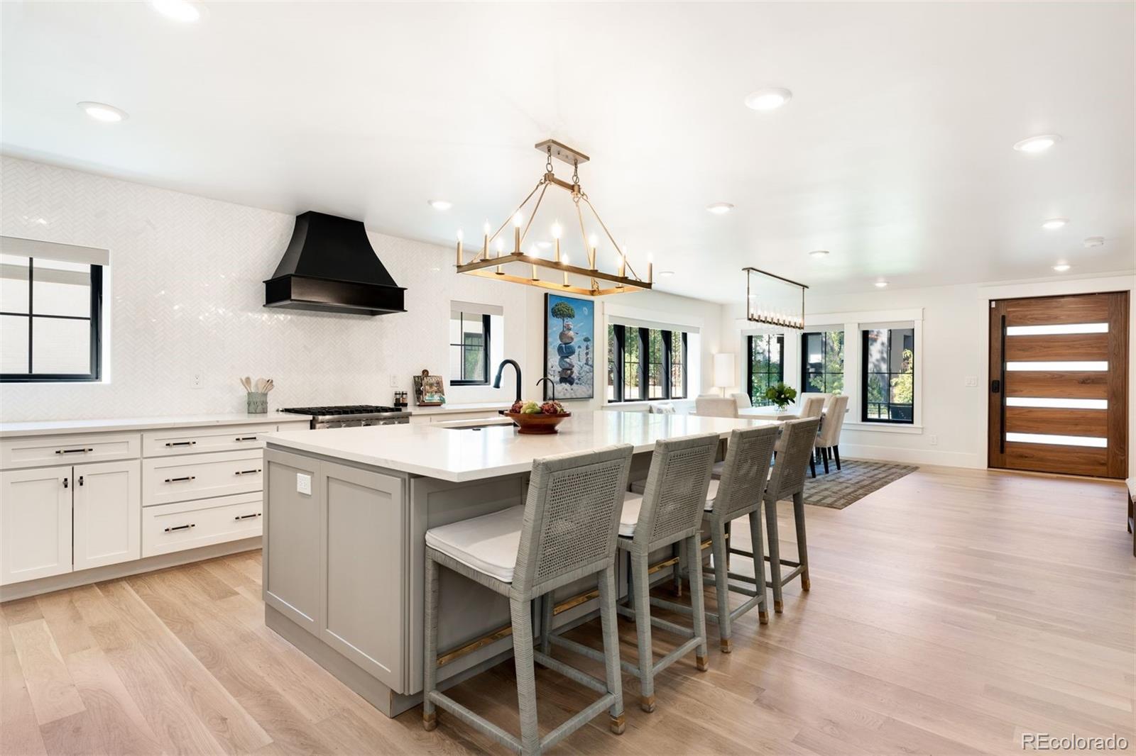MLS Image #8 for 582 s york street,denver, Colorado
