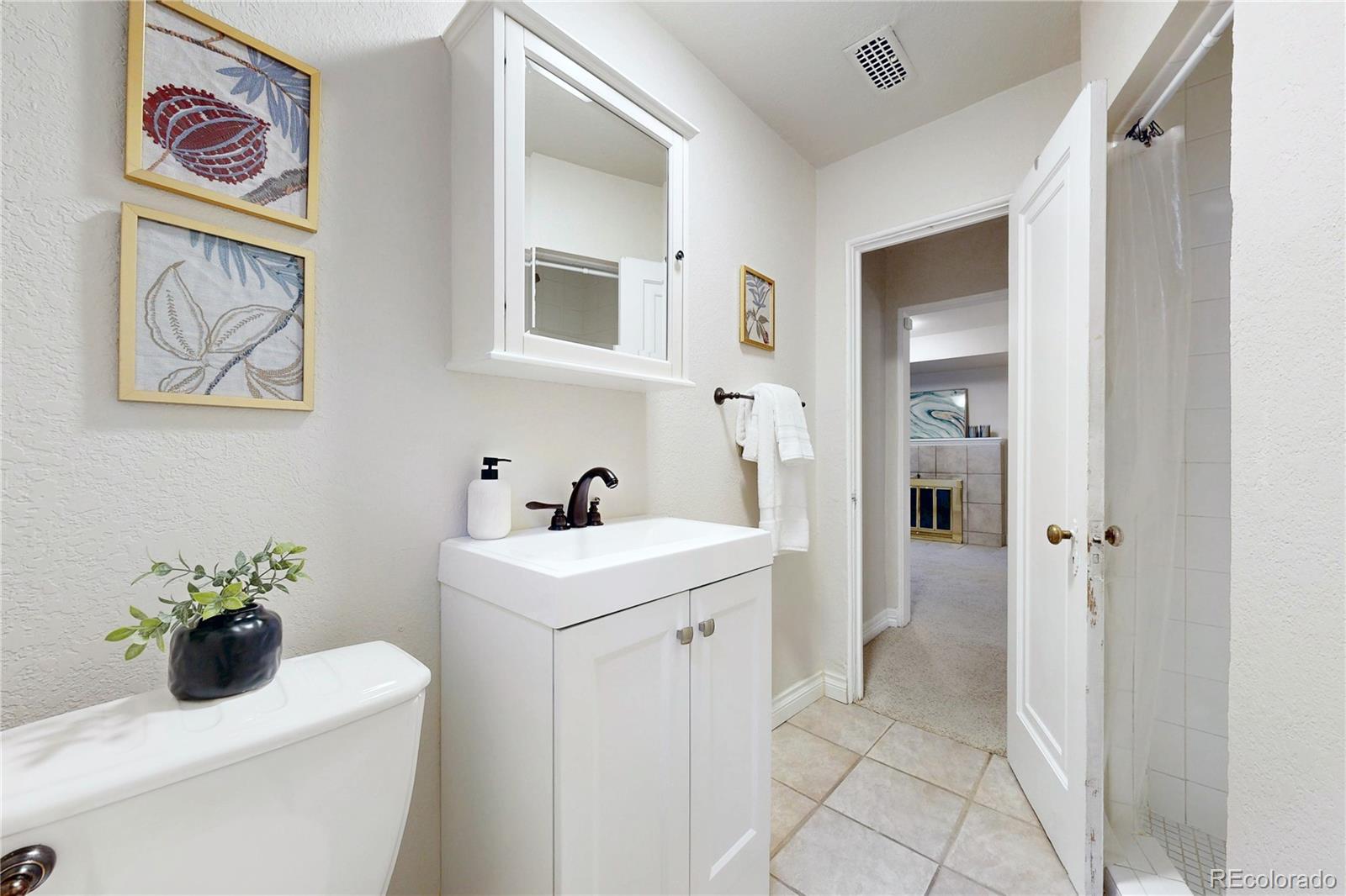 MLS Image #25 for 4507 e 7th avenue,denver, Colorado