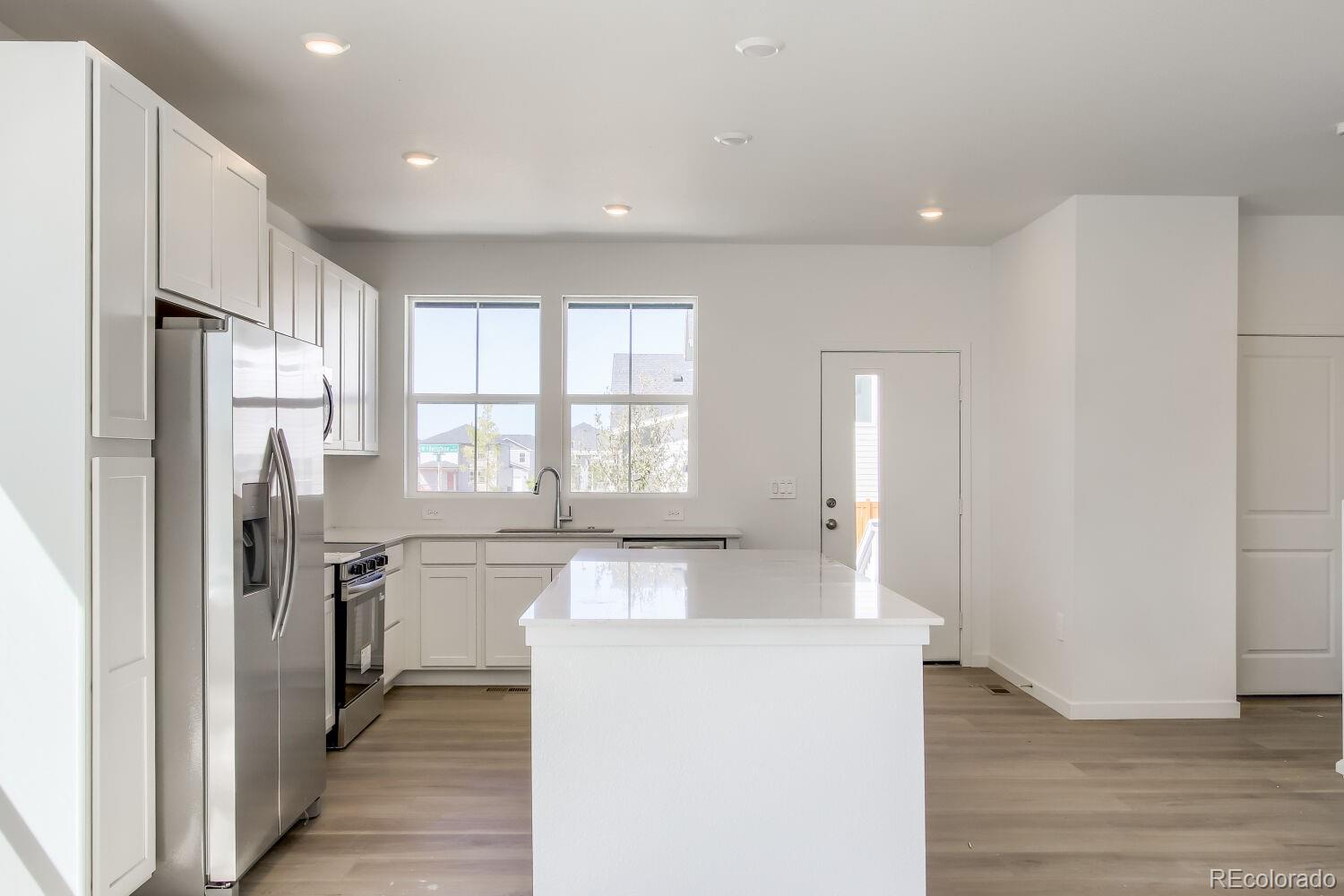 MLS Image #3 for 350 n bersshine court,watkins, Colorado