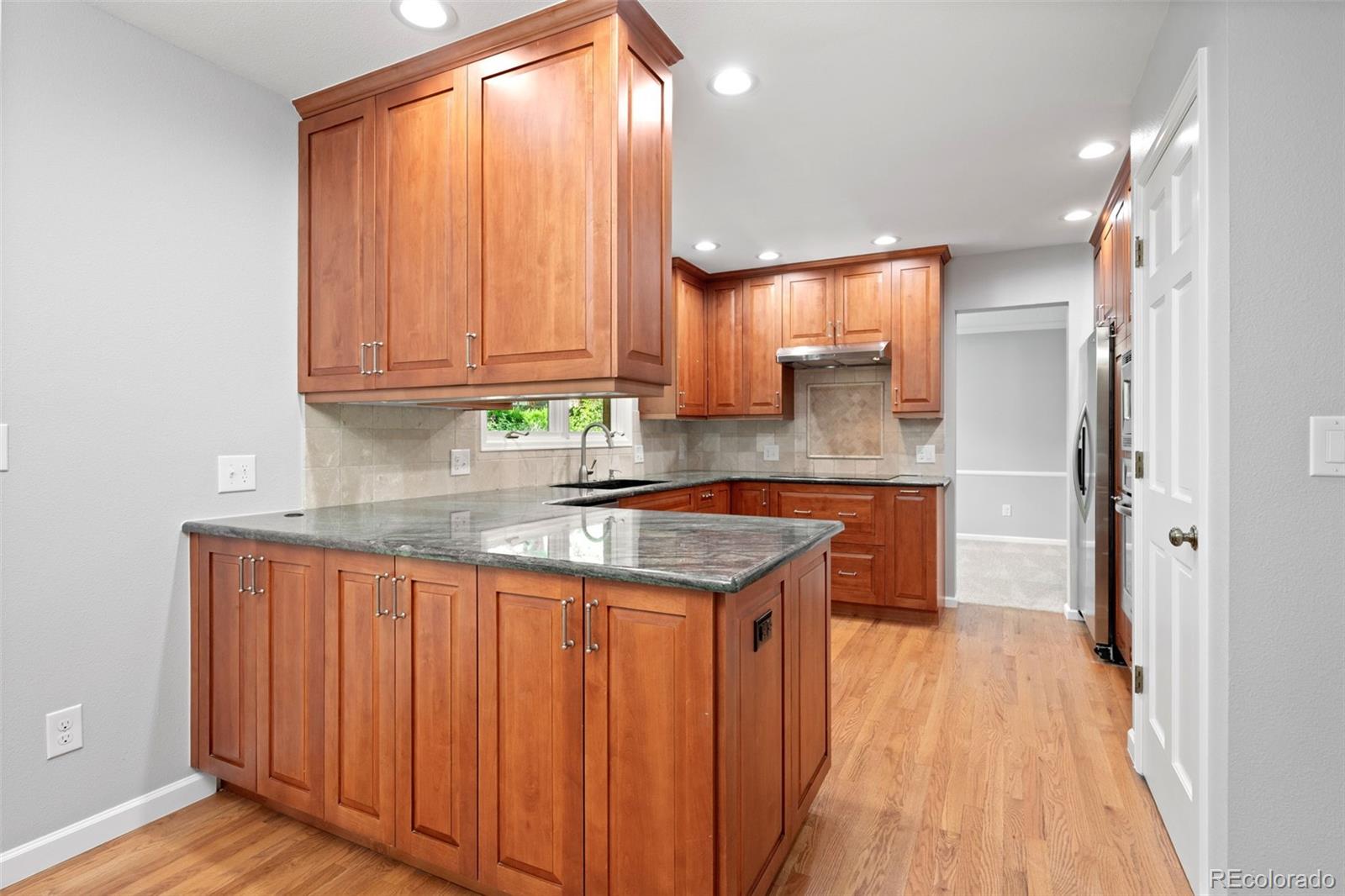 MLS Image #5 for 2027 s gray drive,denver, Colorado