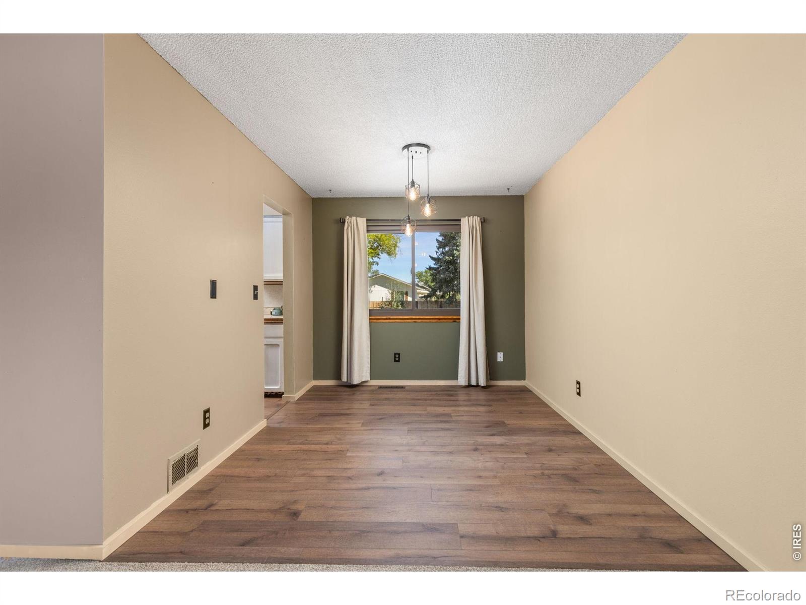 MLS Image #6 for 1235  aspen court,eaton, Colorado
