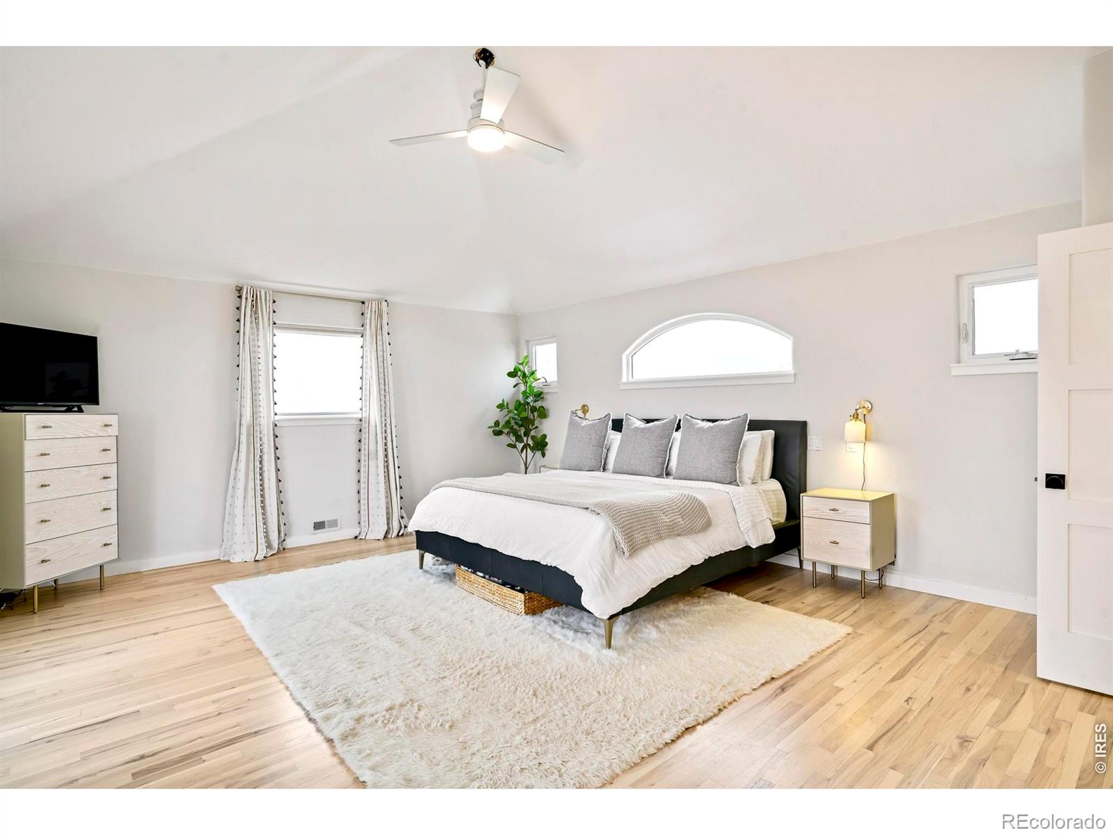 MLS Image #20 for 450  vasquez court,lyons, Colorado