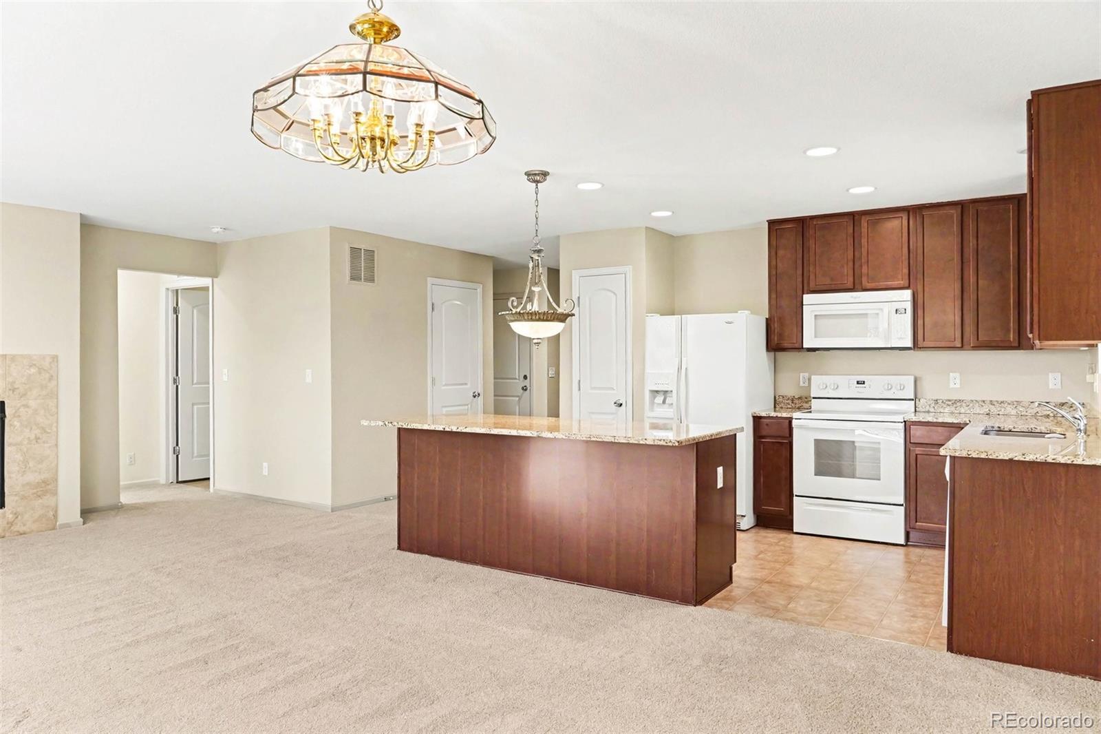 MLS Image #4 for 1956 s danube way,aurora, Colorado