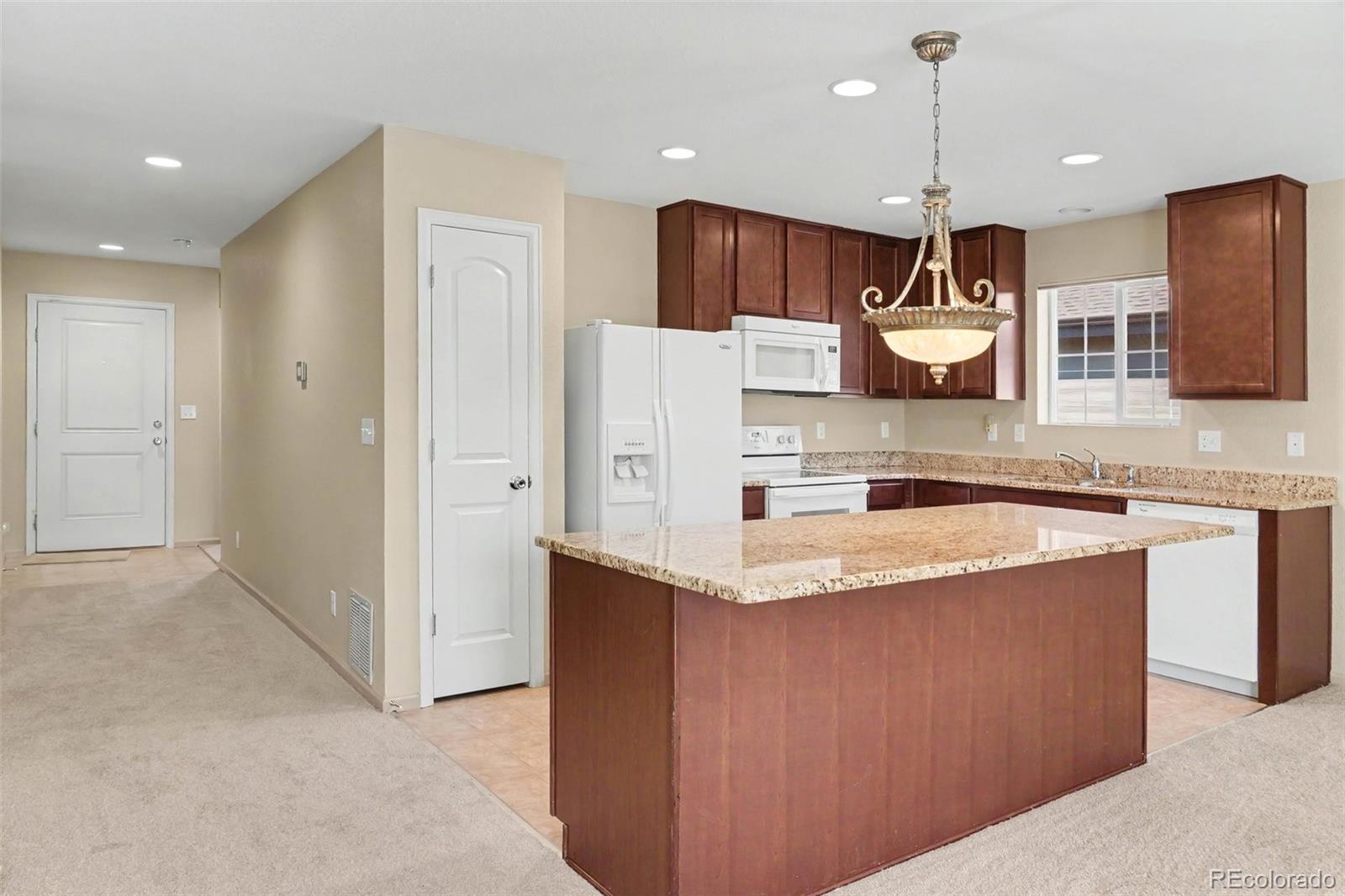 MLS Image #5 for 1956 s danube way,aurora, Colorado