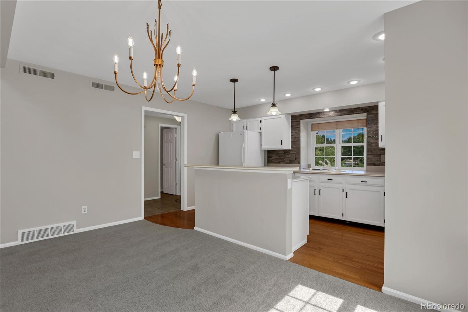 MLS Image #10 for 6236 e hinsdale avenue,englewood, Colorado