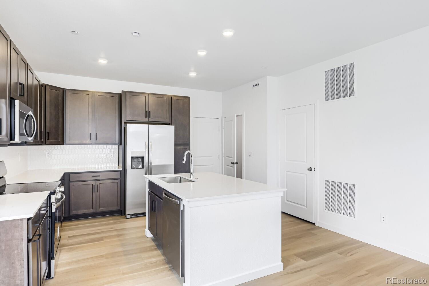 MLS Image #4 for 7649 s cherokee circle ,centennial, Colorado