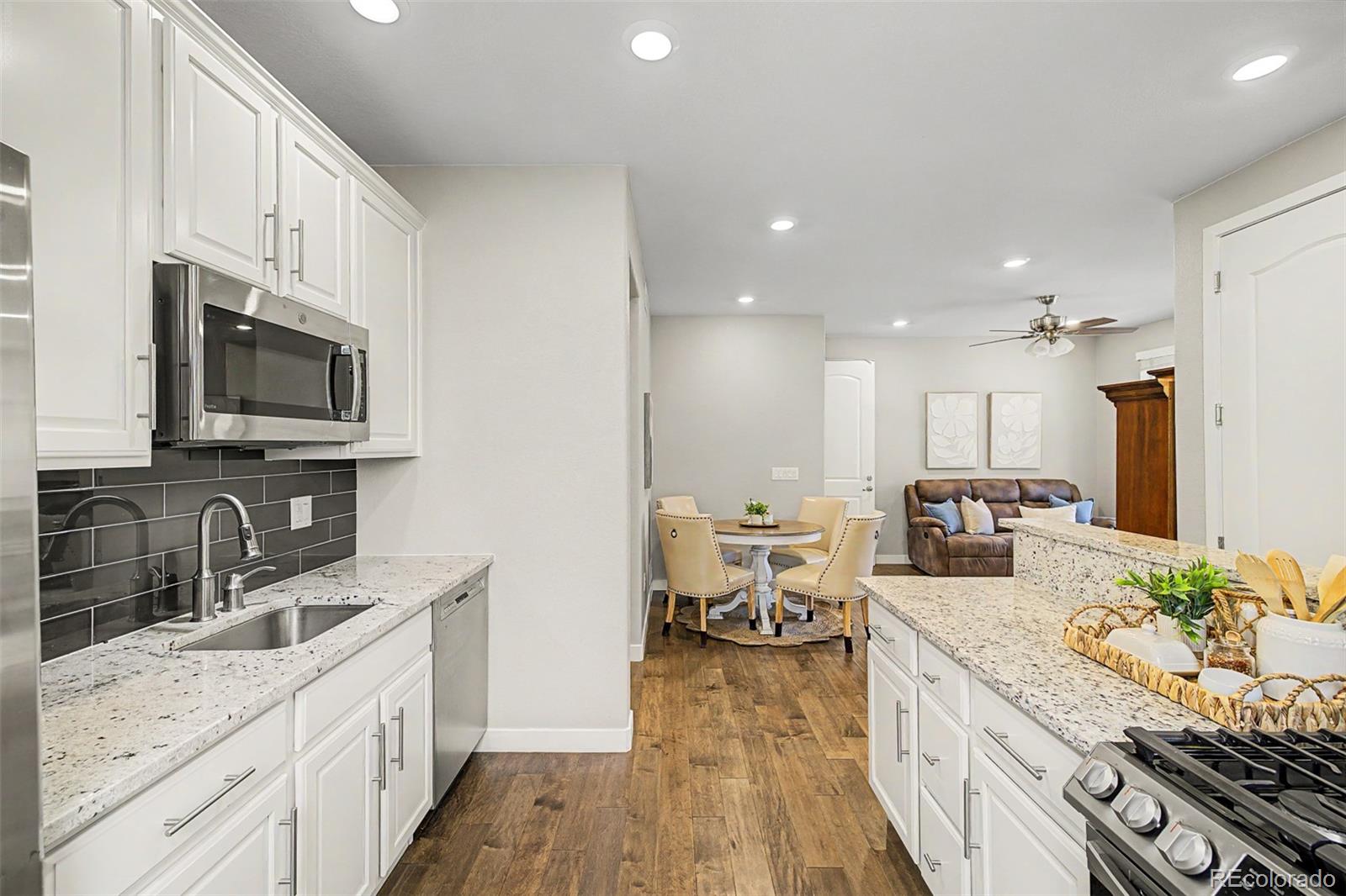 MLS Image #13 for 8826 s yakima court,aurora, Colorado
