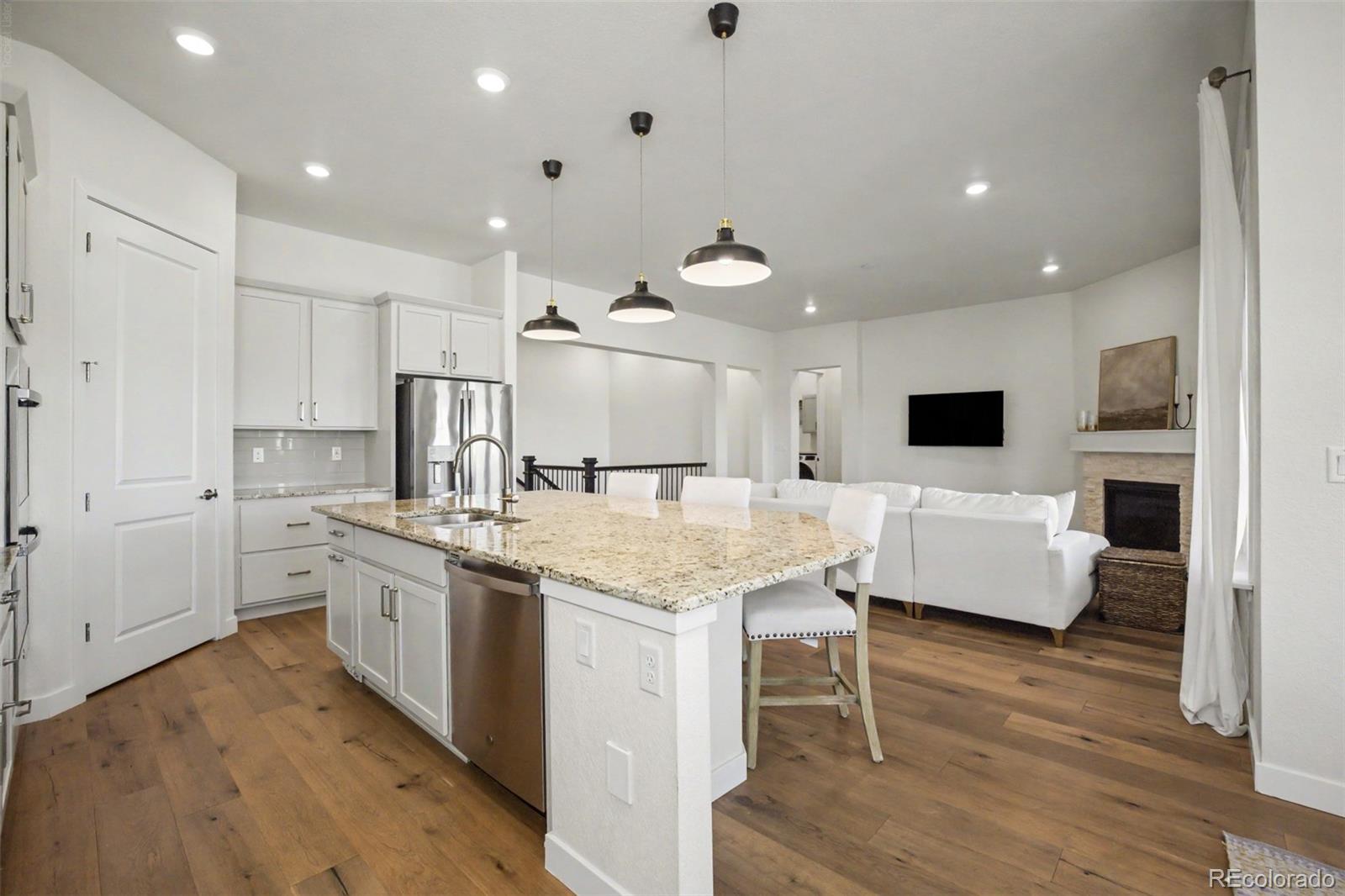 MLS Image #13 for 15542  willow street,thornton, Colorado