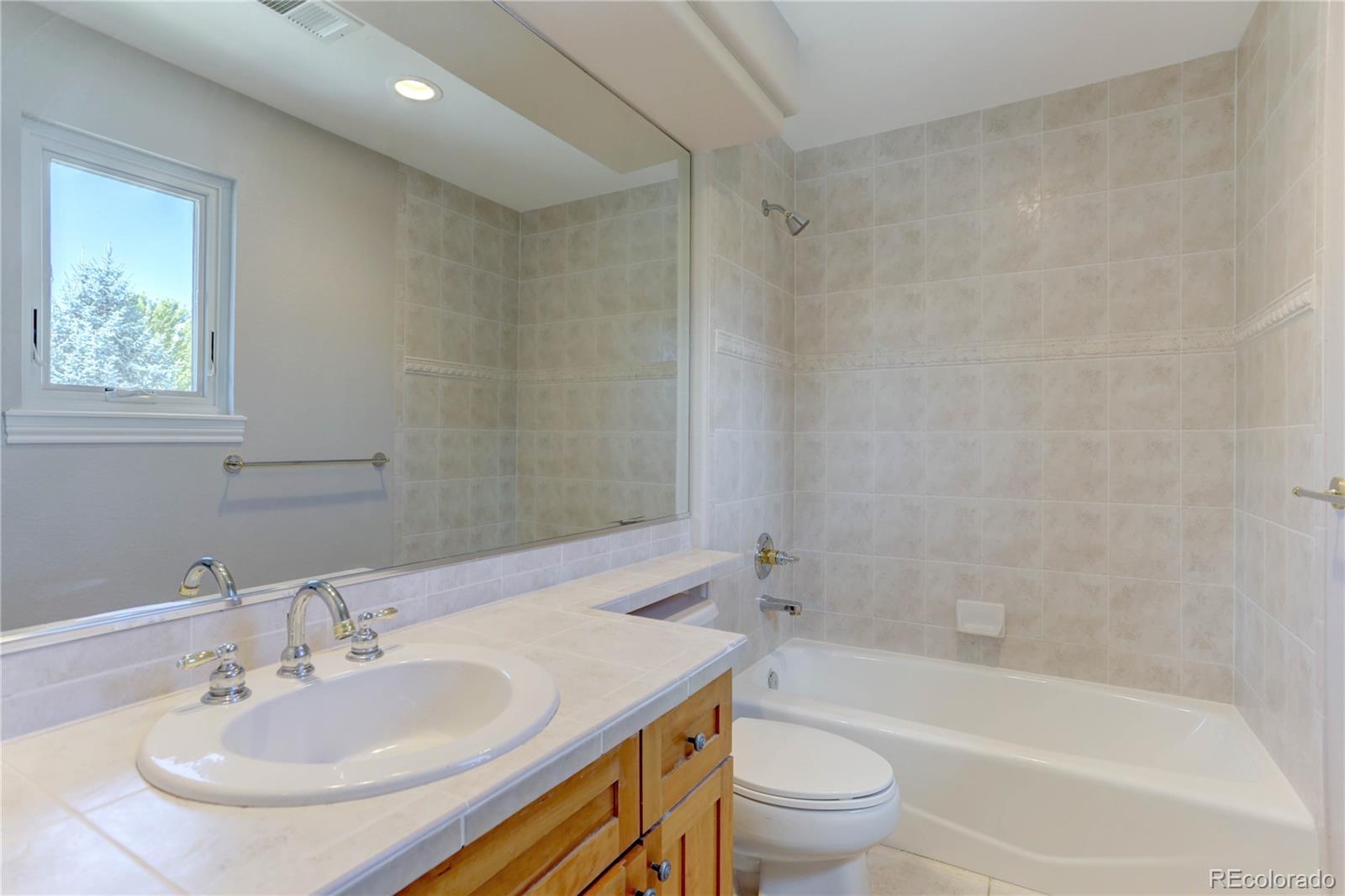 MLS Image #34 for 951  courtland place,highlands ranch, Colorado