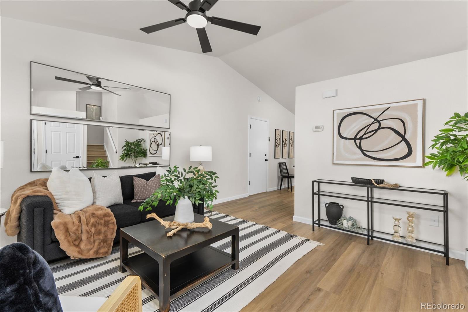 MLS Image #3 for 1437 s pitkin court,aurora, Colorado