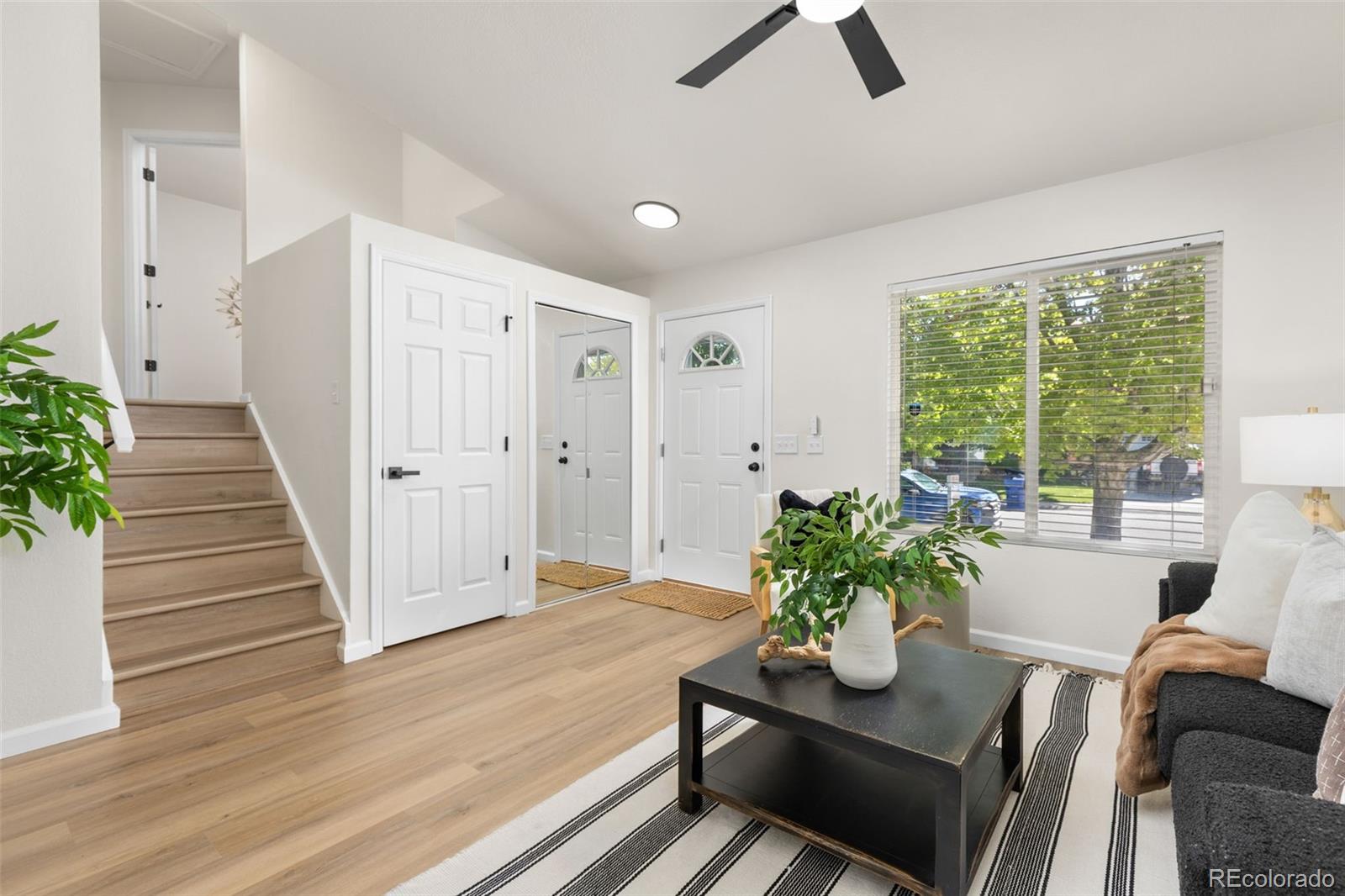 MLS Image #5 for 1437 s pitkin court,aurora, Colorado