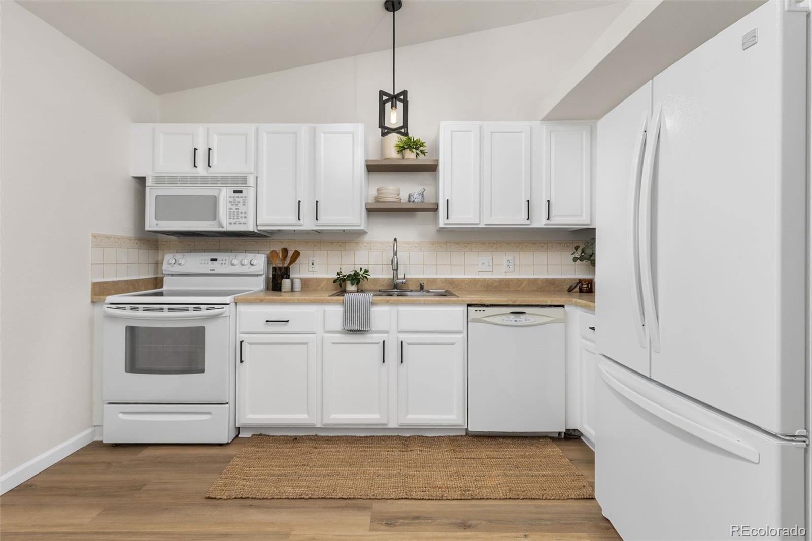 MLS Image #8 for 1437 s pitkin court,aurora, Colorado