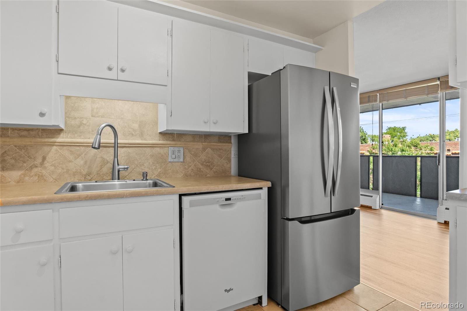 MLS Image #10 for 1085 n lafayette street 403,denver, Colorado
