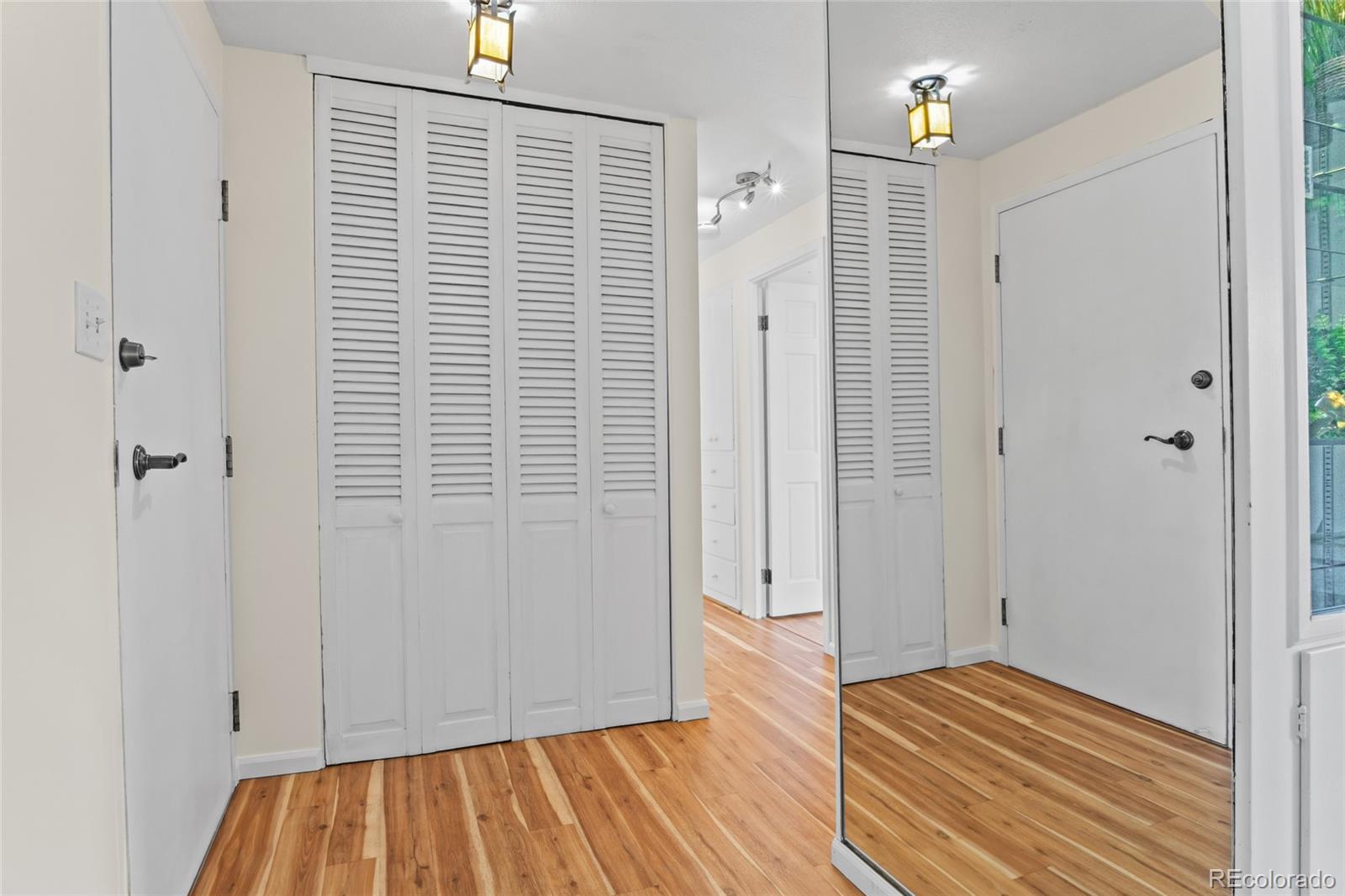MLS Image #11 for 1085 n lafayette street 403,denver, Colorado