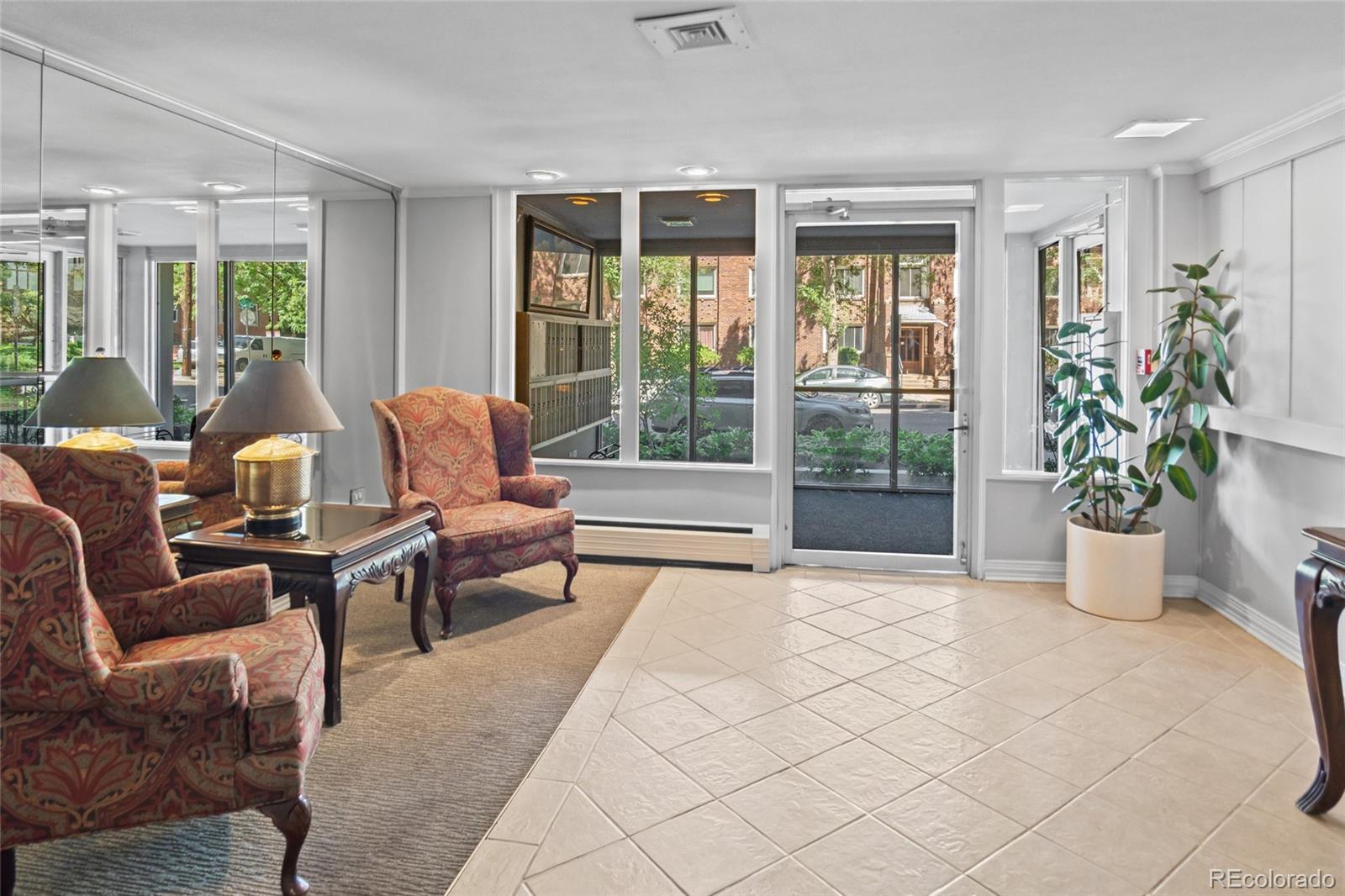 MLS Image #23 for 1085 n lafayette street 403,denver, Colorado